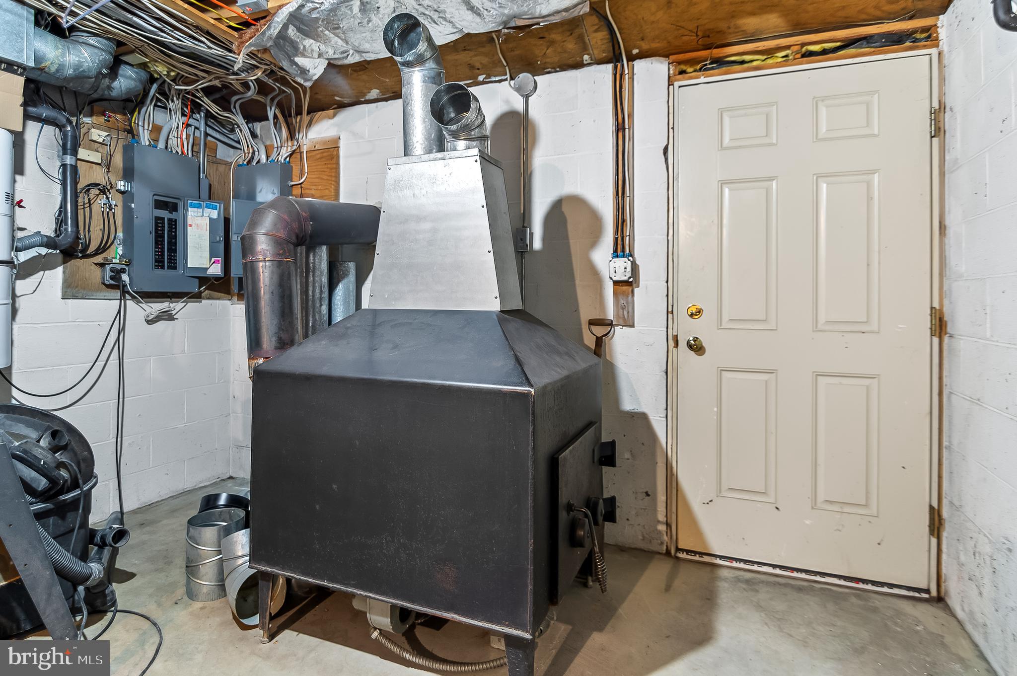 CROWNSVILLE - Residential