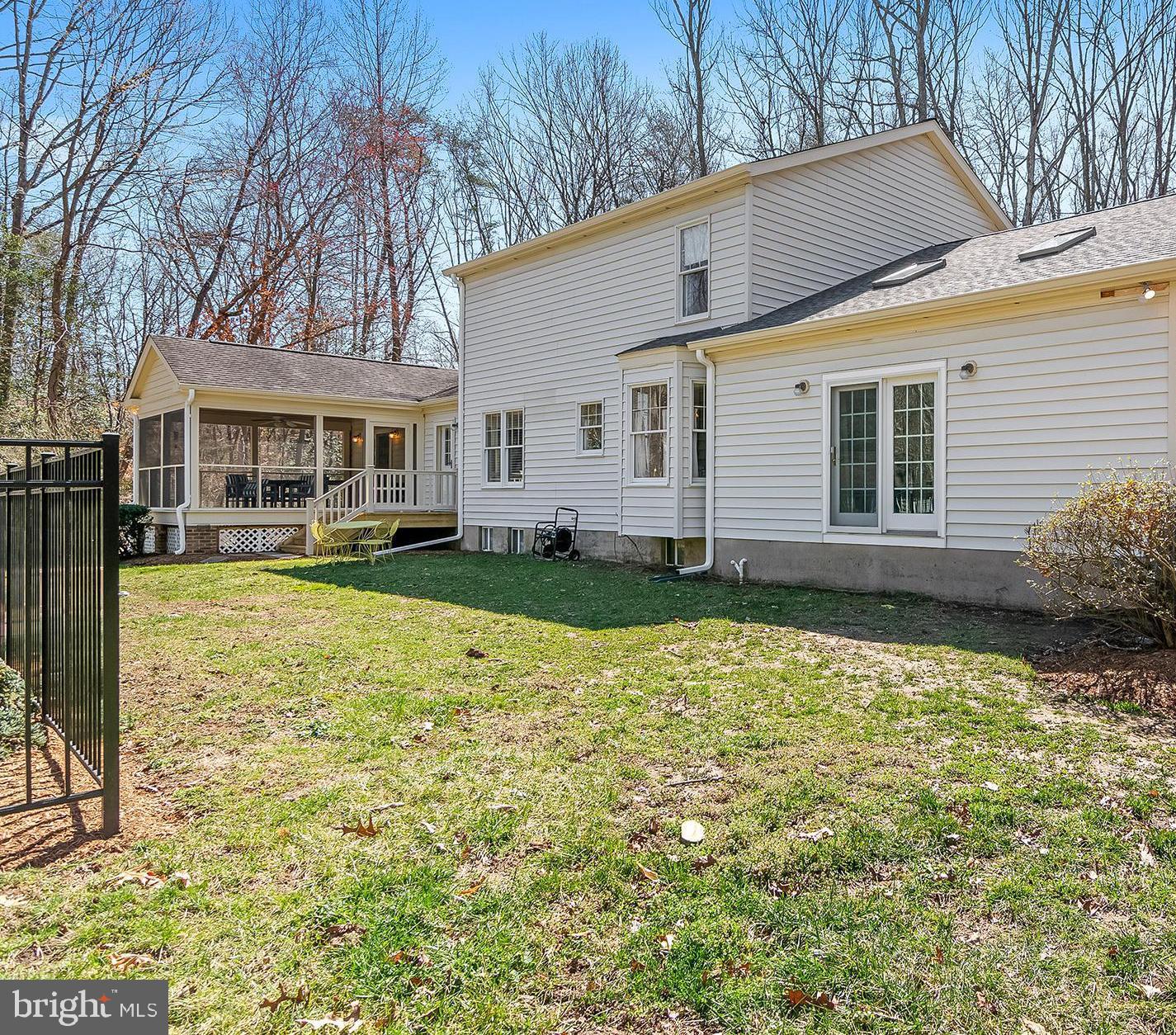 CROWNSVILLE - Residential