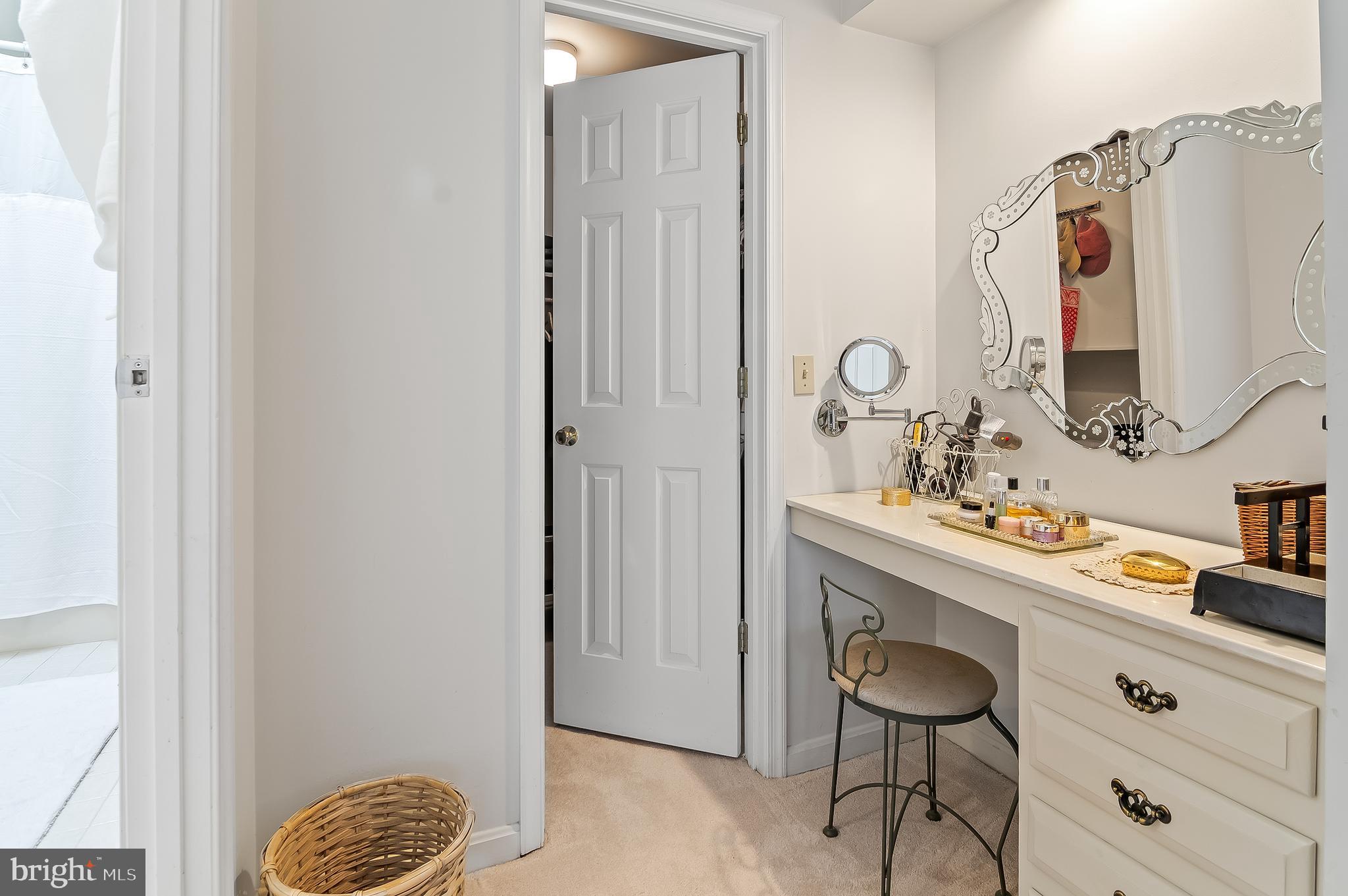 CROWNSVILLE - Residential