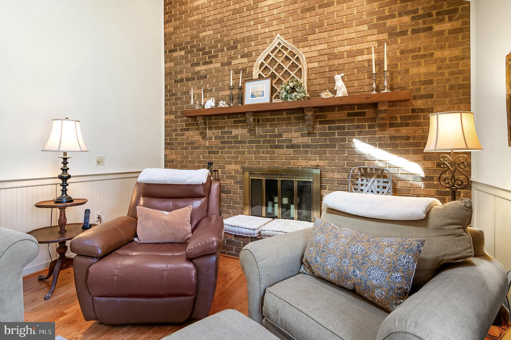 CROWNSVILLE - Residential