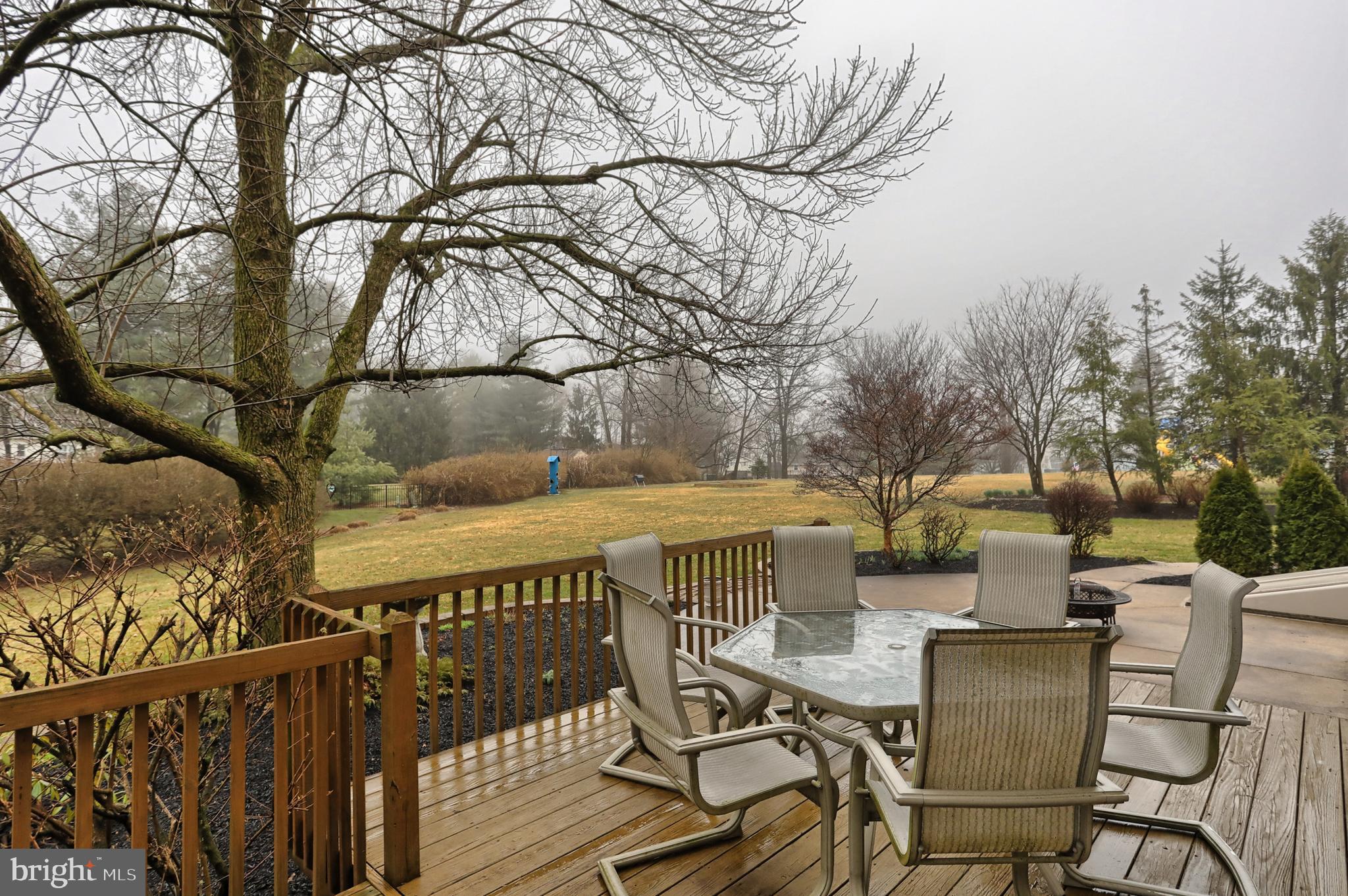 THE MEADOWS - Residential