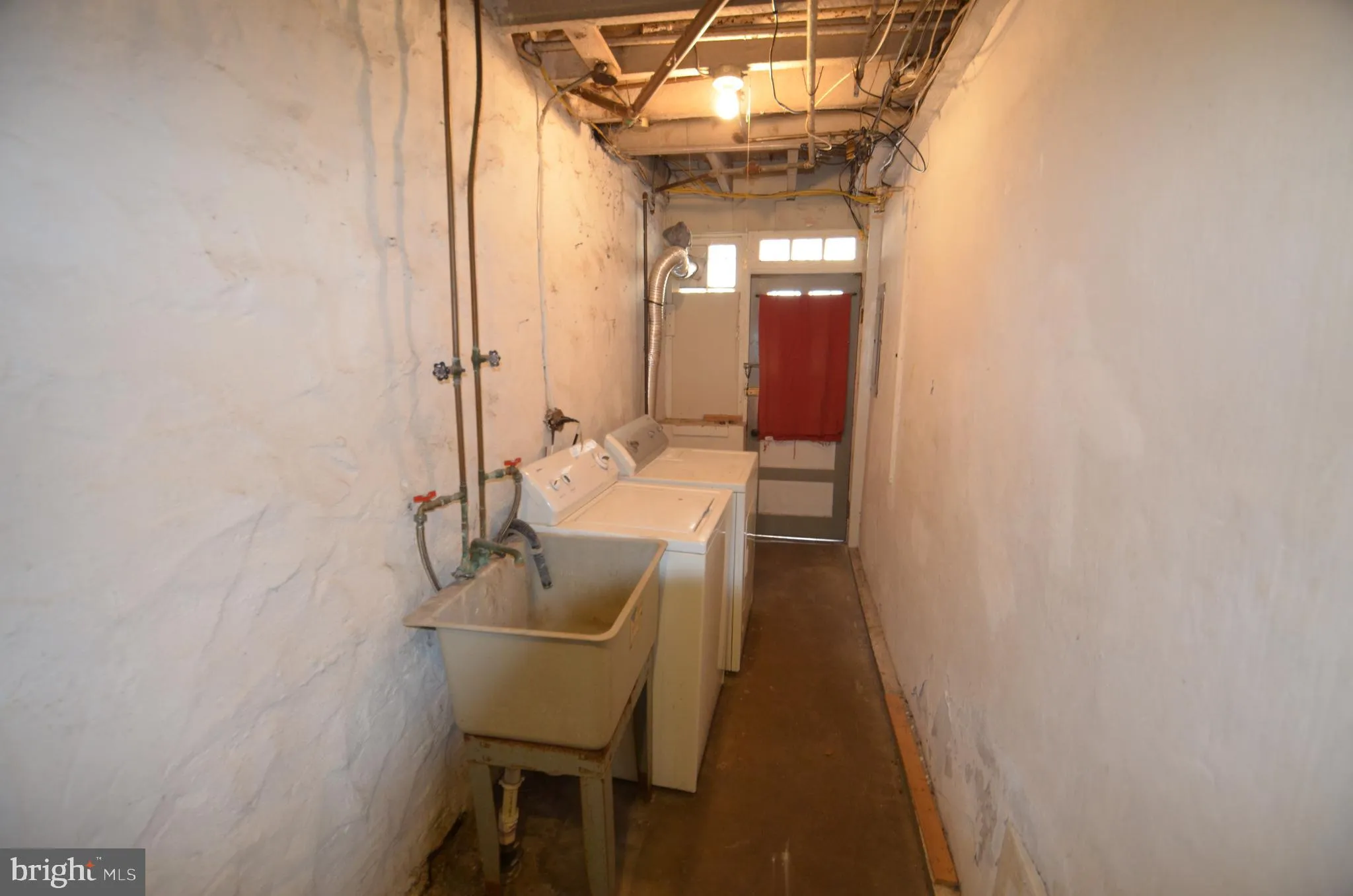 Philadelphia, Pennsylvania 19129, United States, 3 Bedrooms Bedrooms, ,1 BathroomBathrooms,Residential,Active,129363