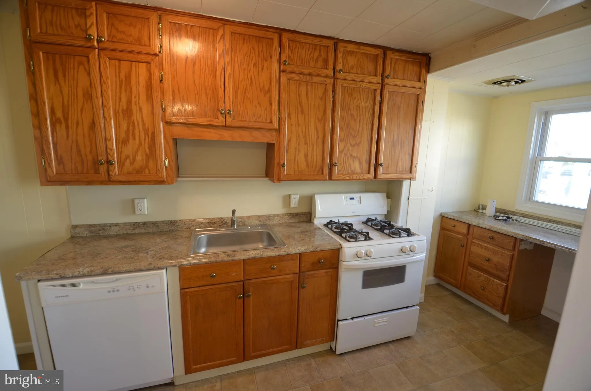 Philadelphia, Pennsylvania 19129, United States, 3 Bedrooms Bedrooms, ,1 BathroomBathrooms,Residential,Active,129363
