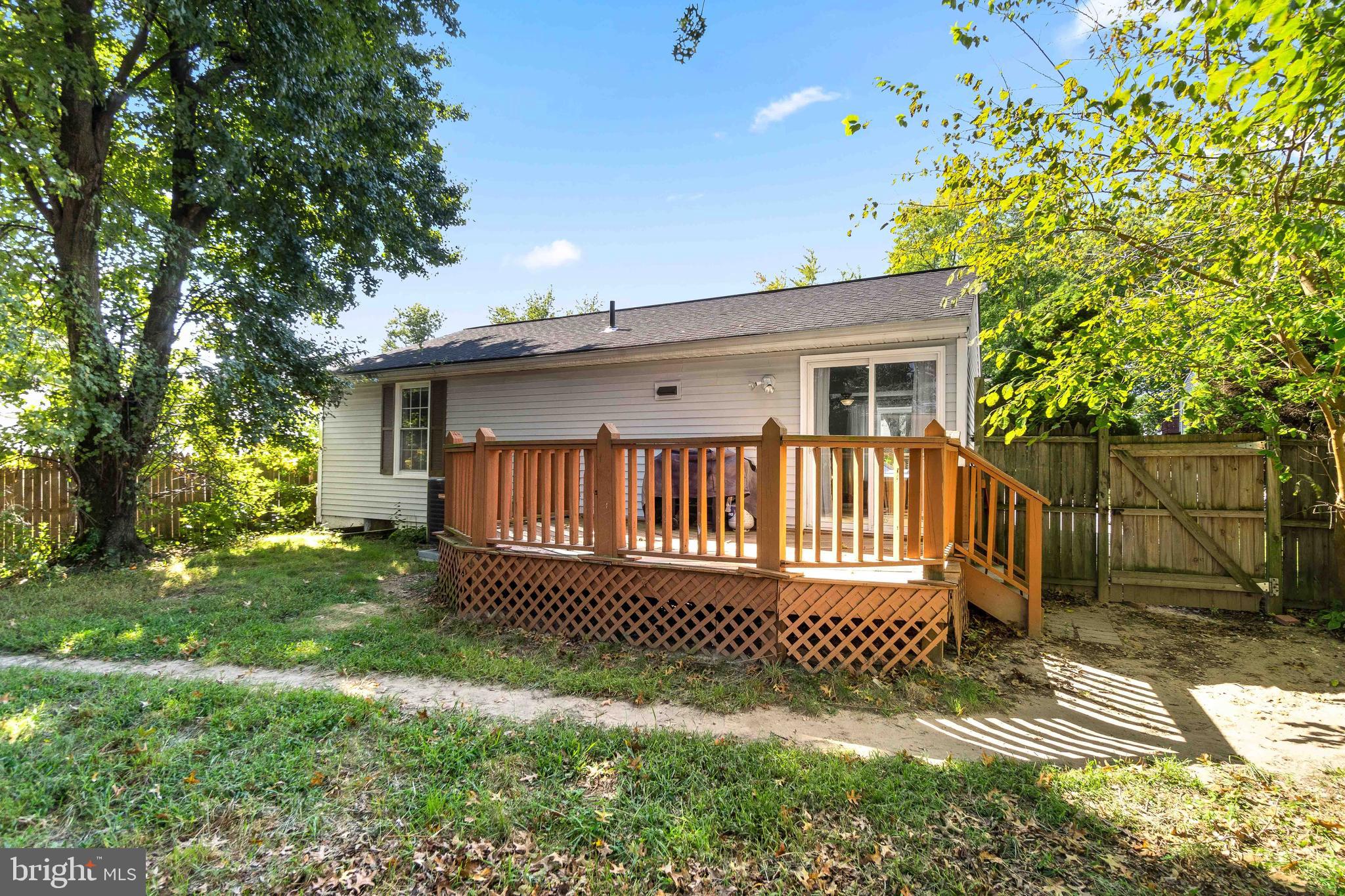 FREETOWN VILLAGE - Residential