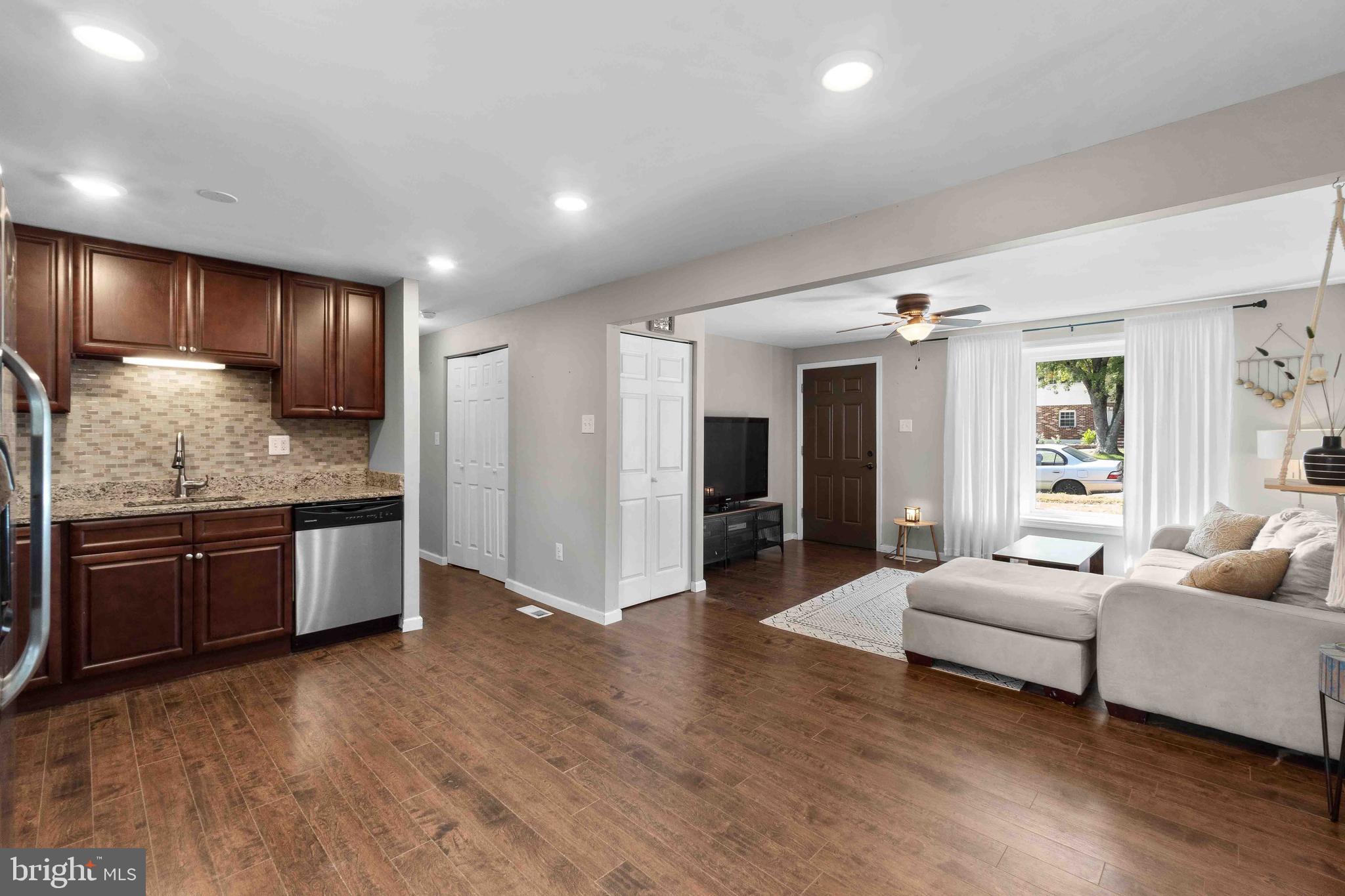 FREETOWN VILLAGE - Residential