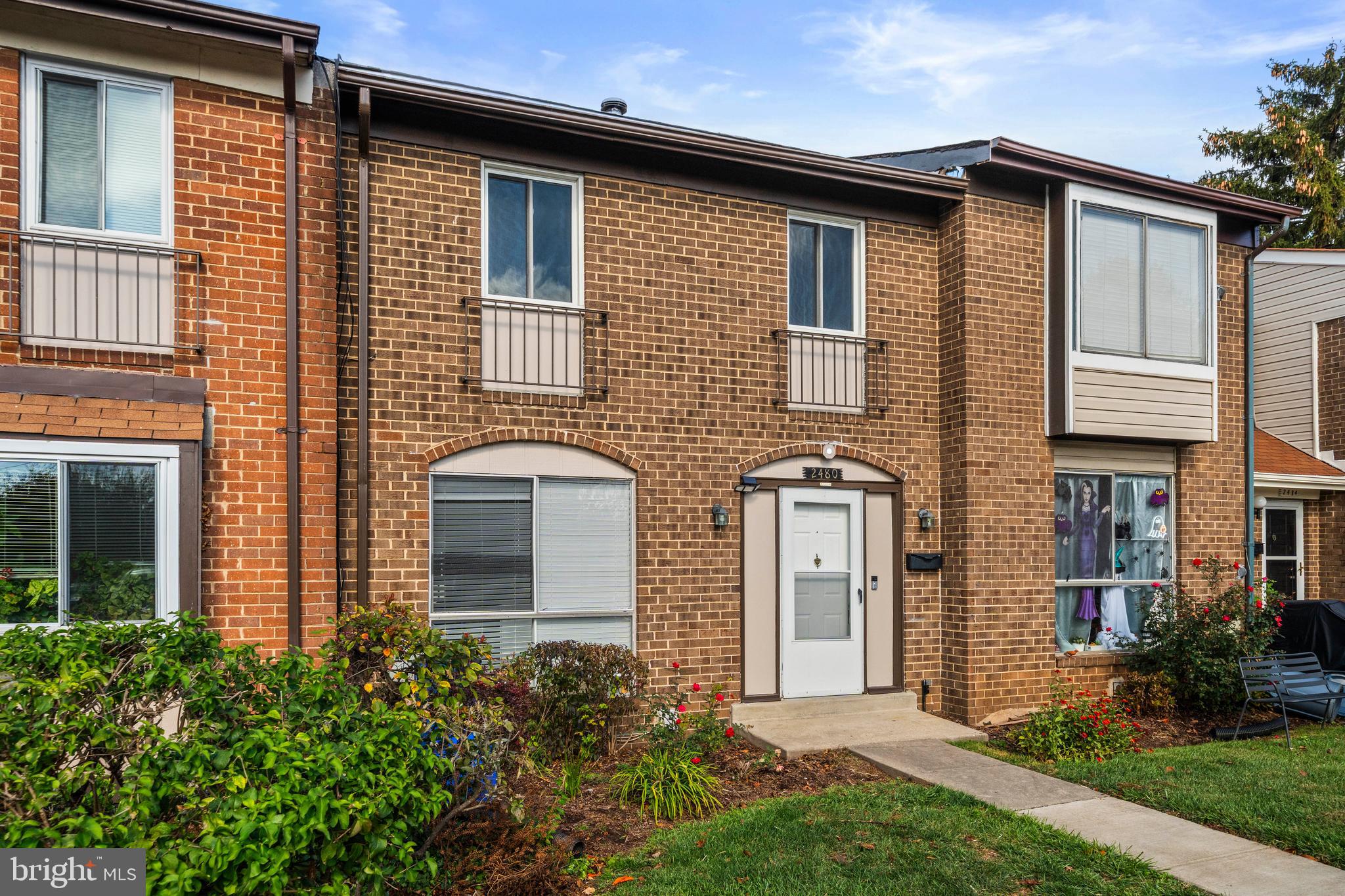 2480 SUN VALLEY CIRCLE 8-D