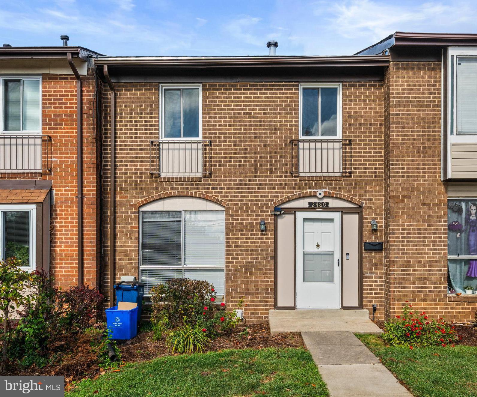 2480 SUN VALLEY CIRCLE 8-D