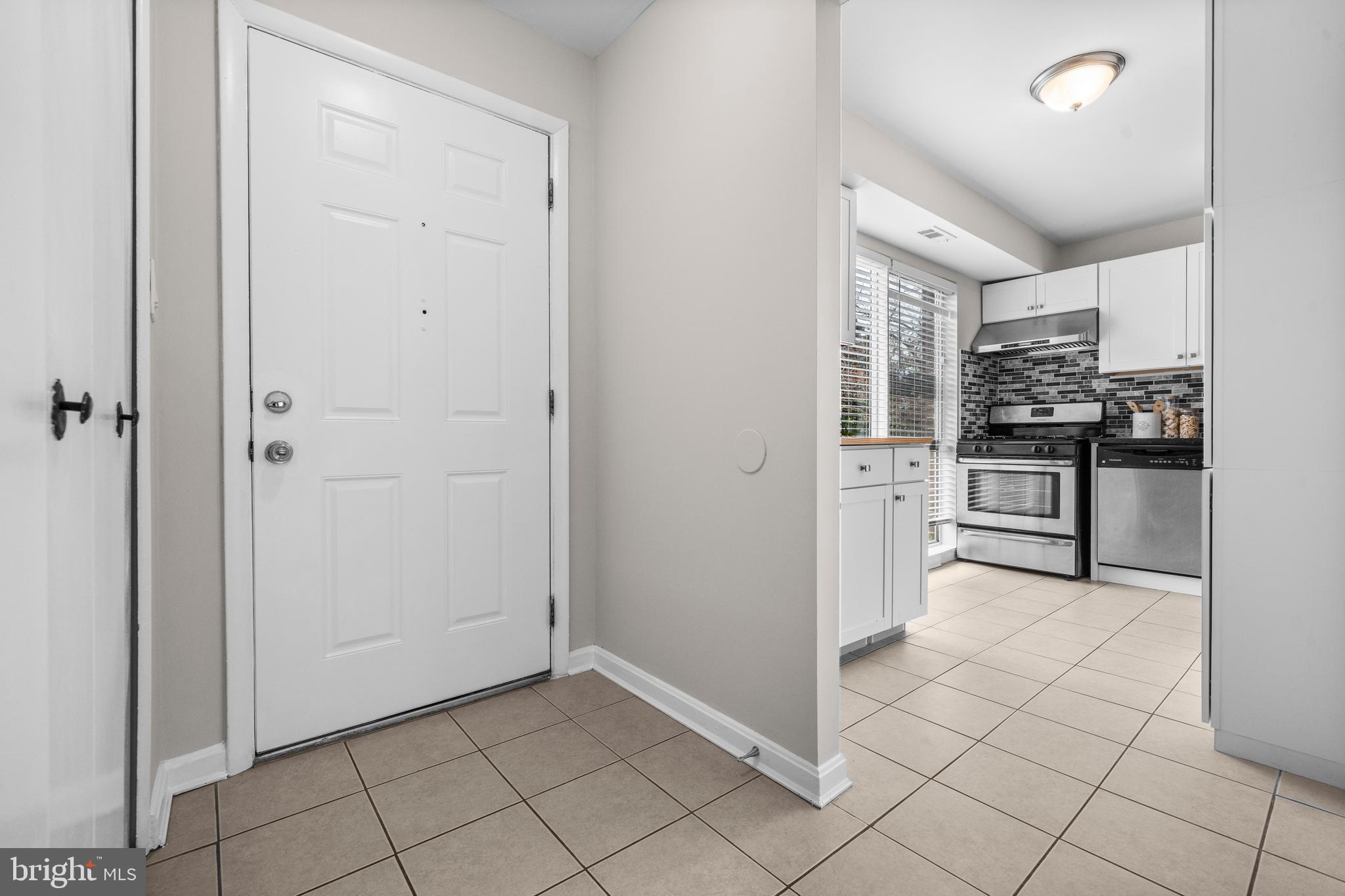 2480 SUN VALLEY CIRCLE 8-D