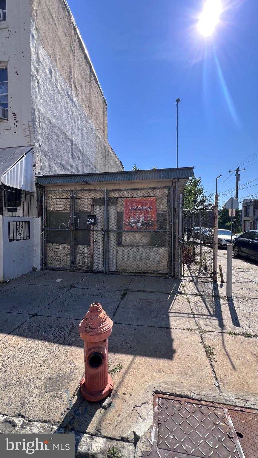 2803 N FRONT STREET