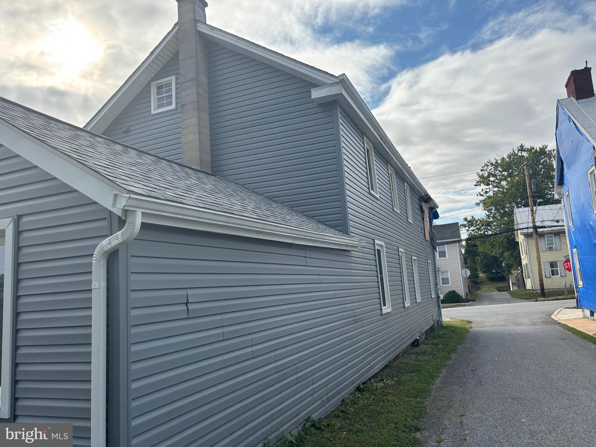 207 MARKET STREET