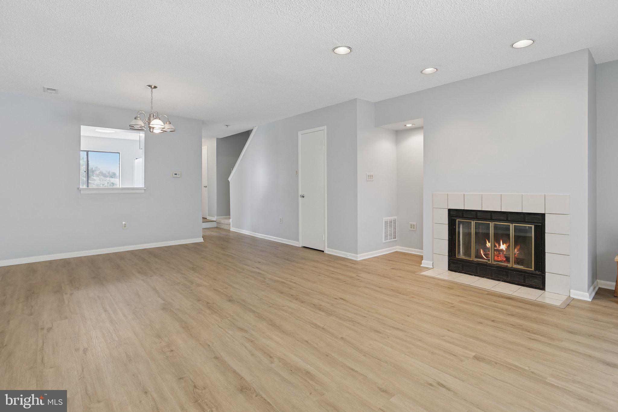 182 HAMPSHIRE DRIVE