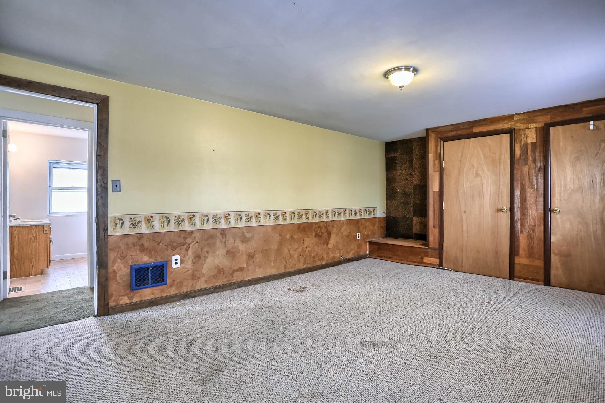 CHAMBERSBURG - Residential