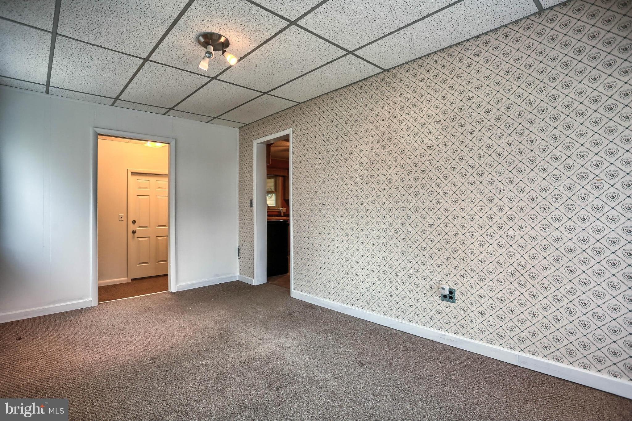 CHAMBERSBURG - Residential