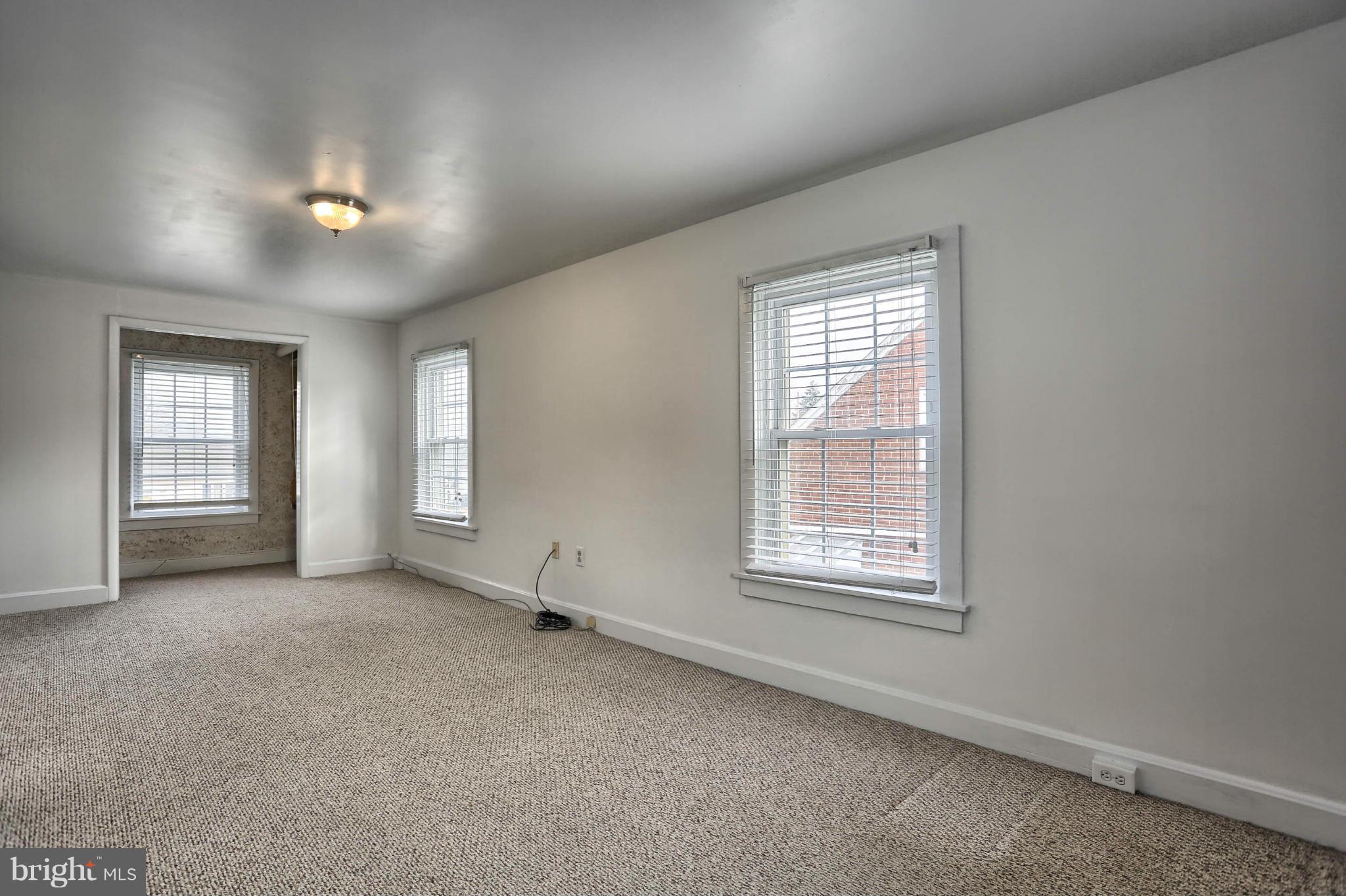 CHAMBERSBURG - Residential