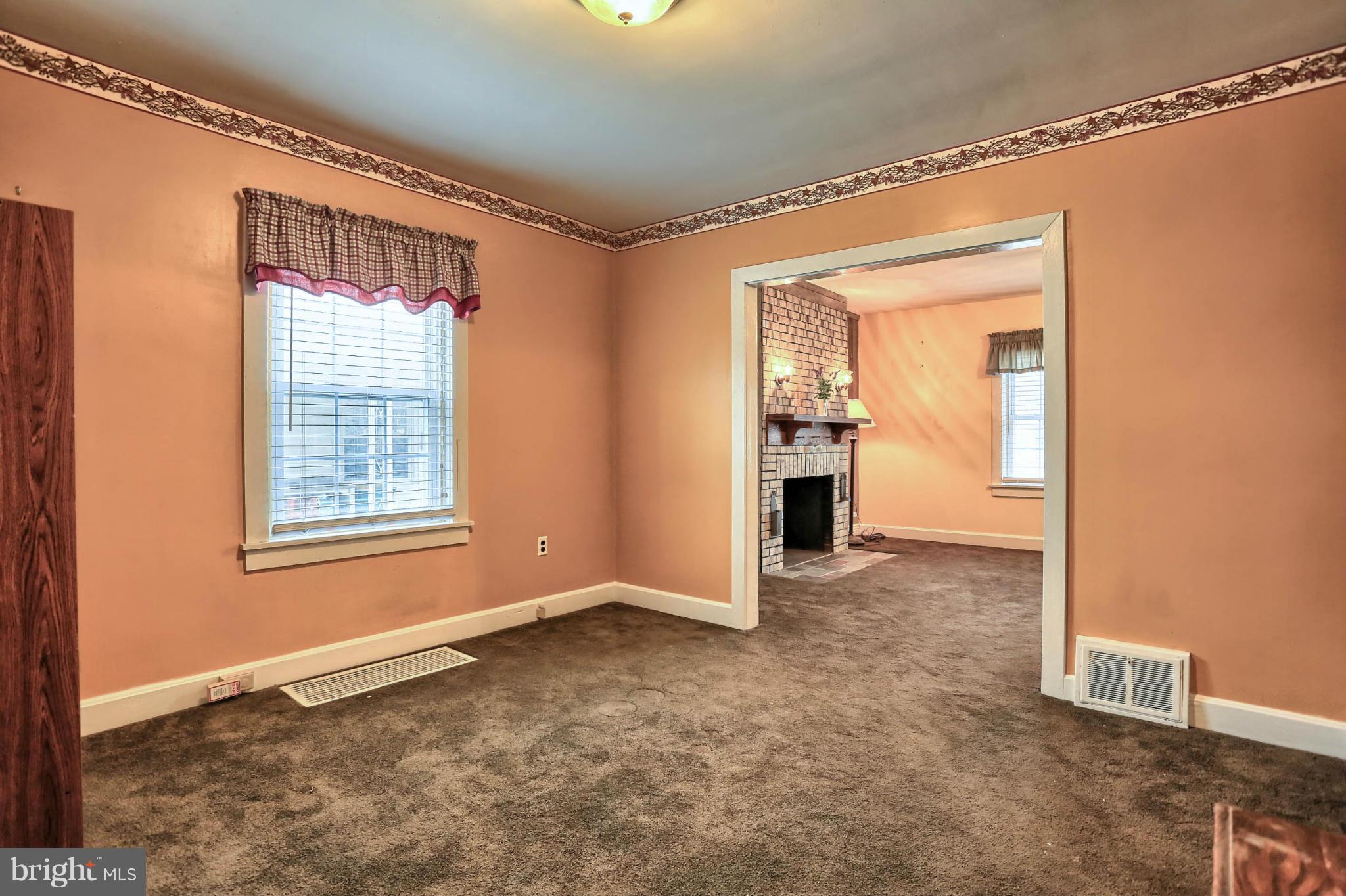 CHAMBERSBURG - Residential
