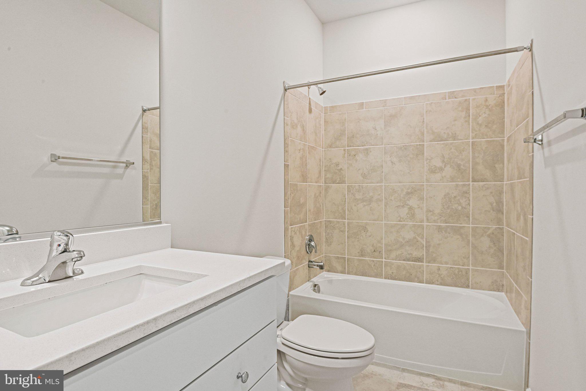 POTOMAC STATION MARKETPLACE - Residential