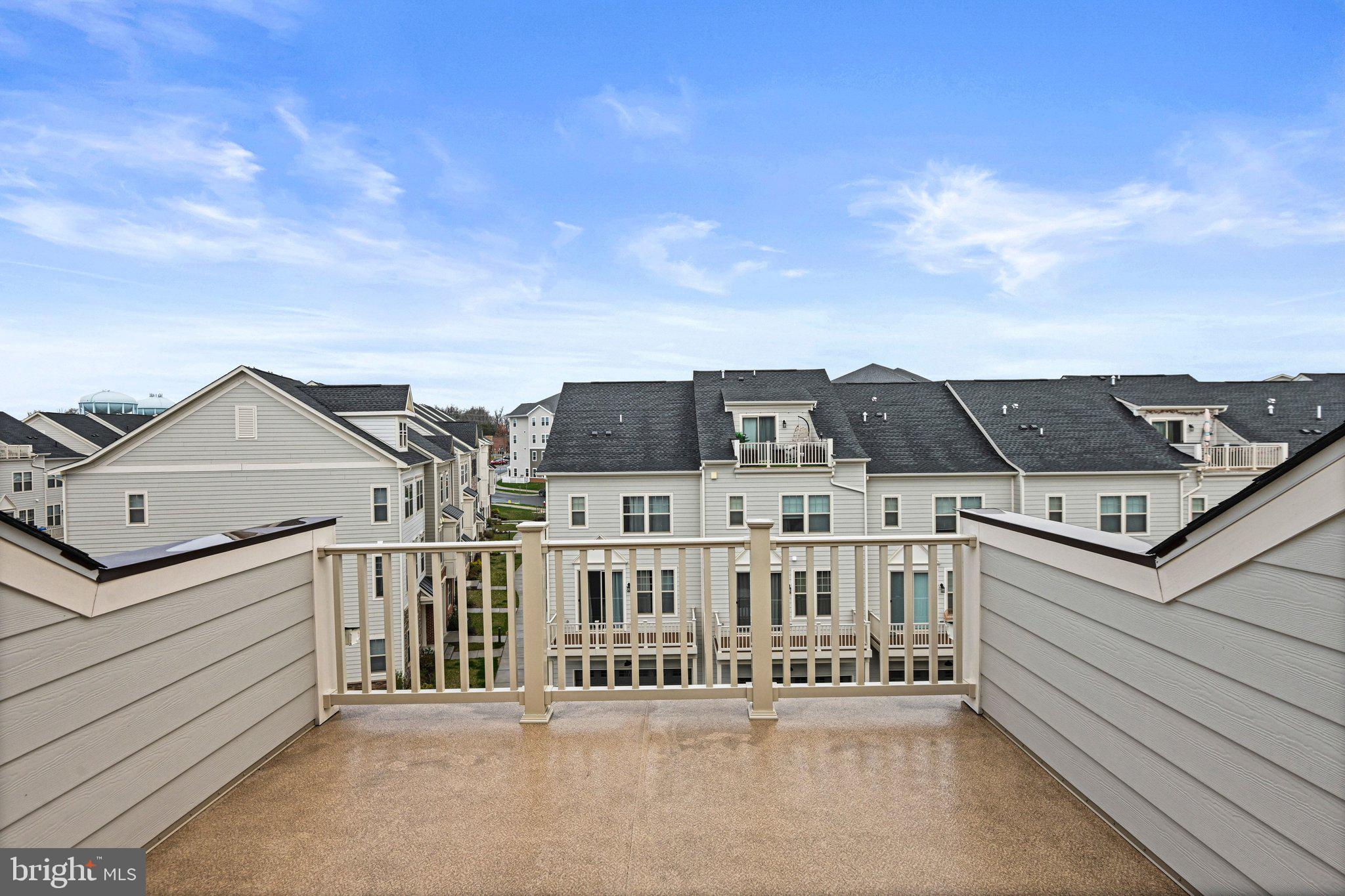 POTOMAC STATION MARKETPLACE - Residential