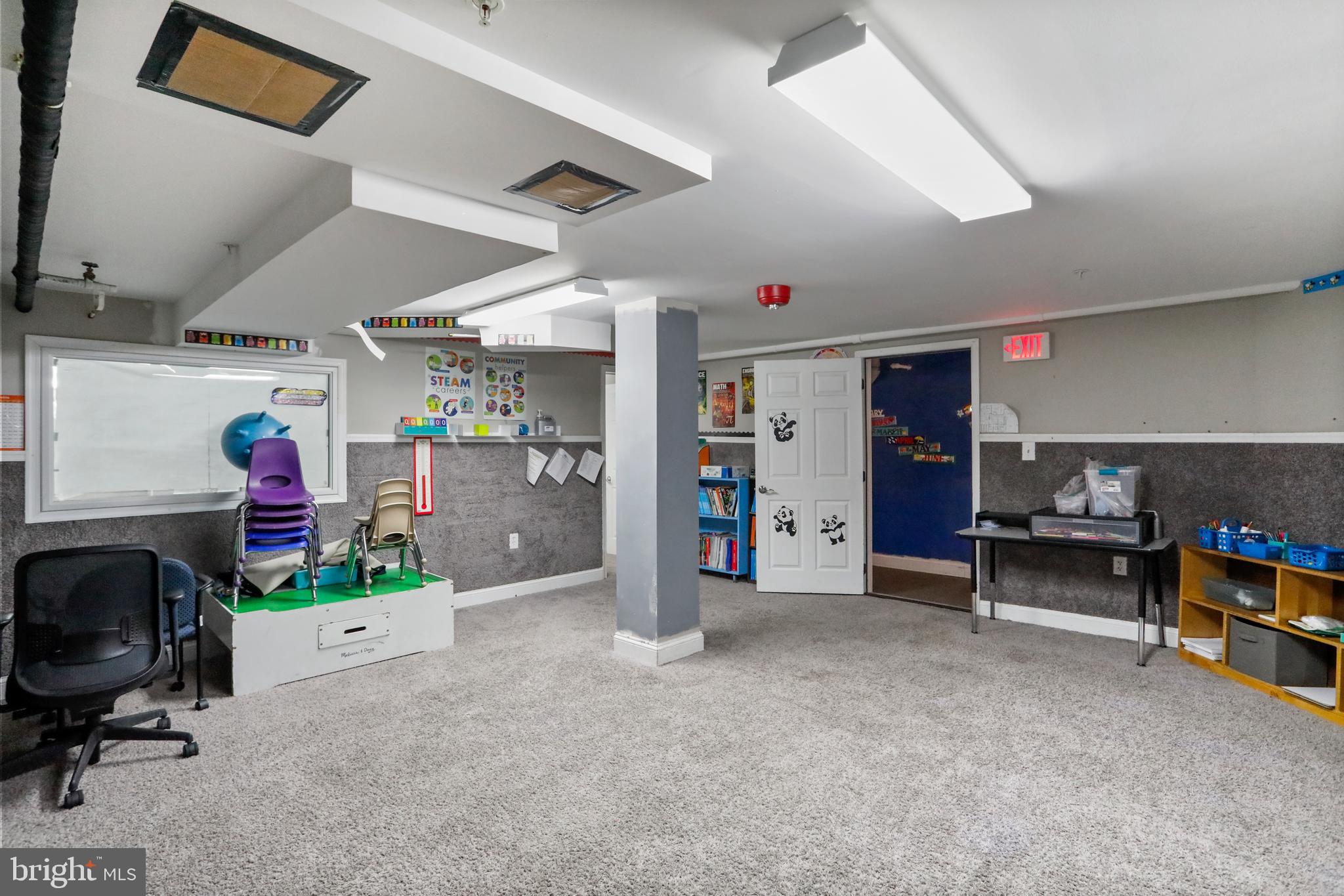 NONE AVAILABLE - Commercial Lease