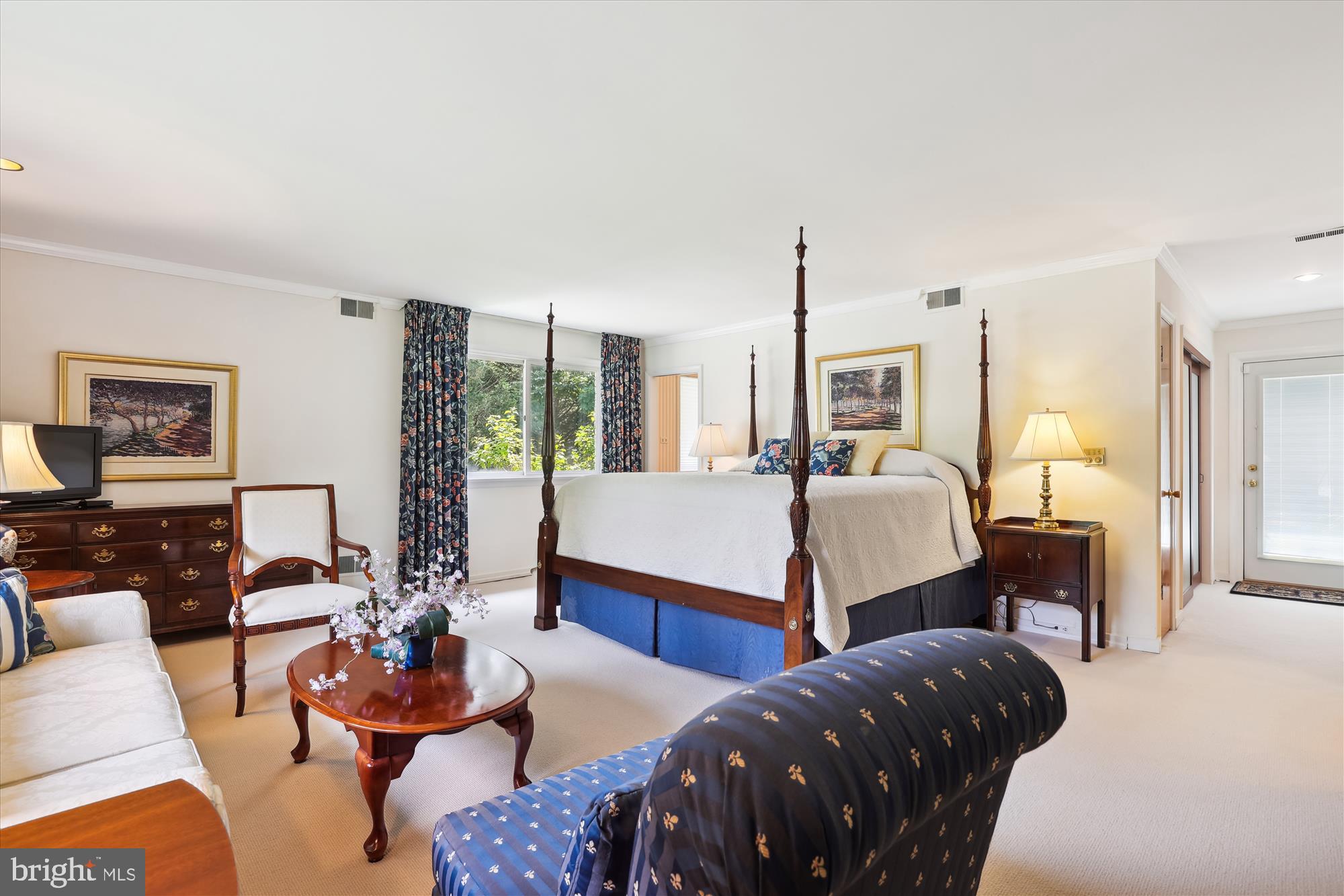 WELLINGTON - Residential