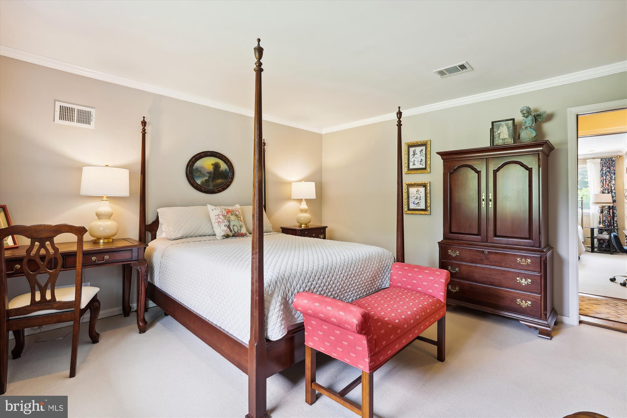 WELLINGTON - Residential