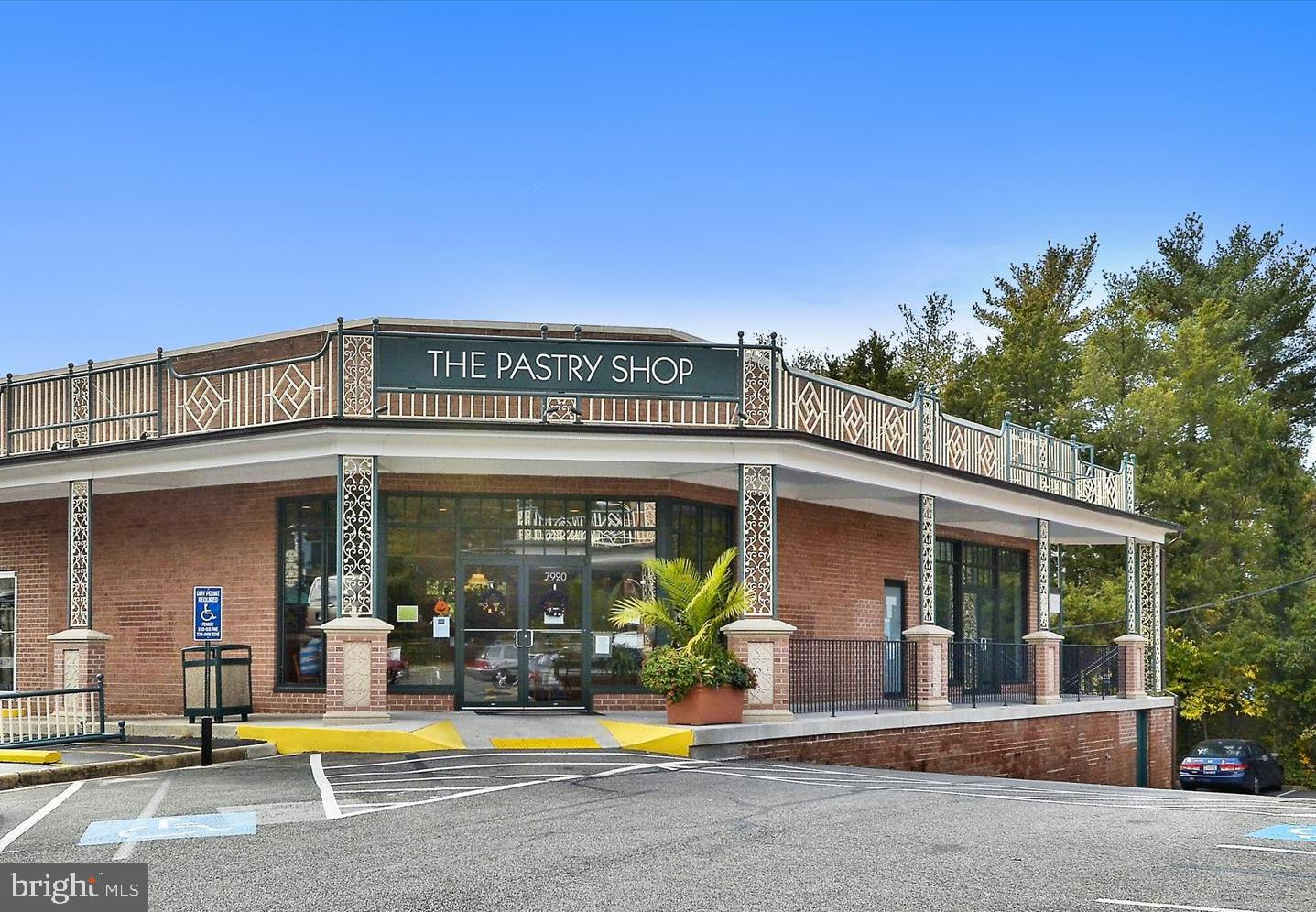 WELLINGTON - Residential