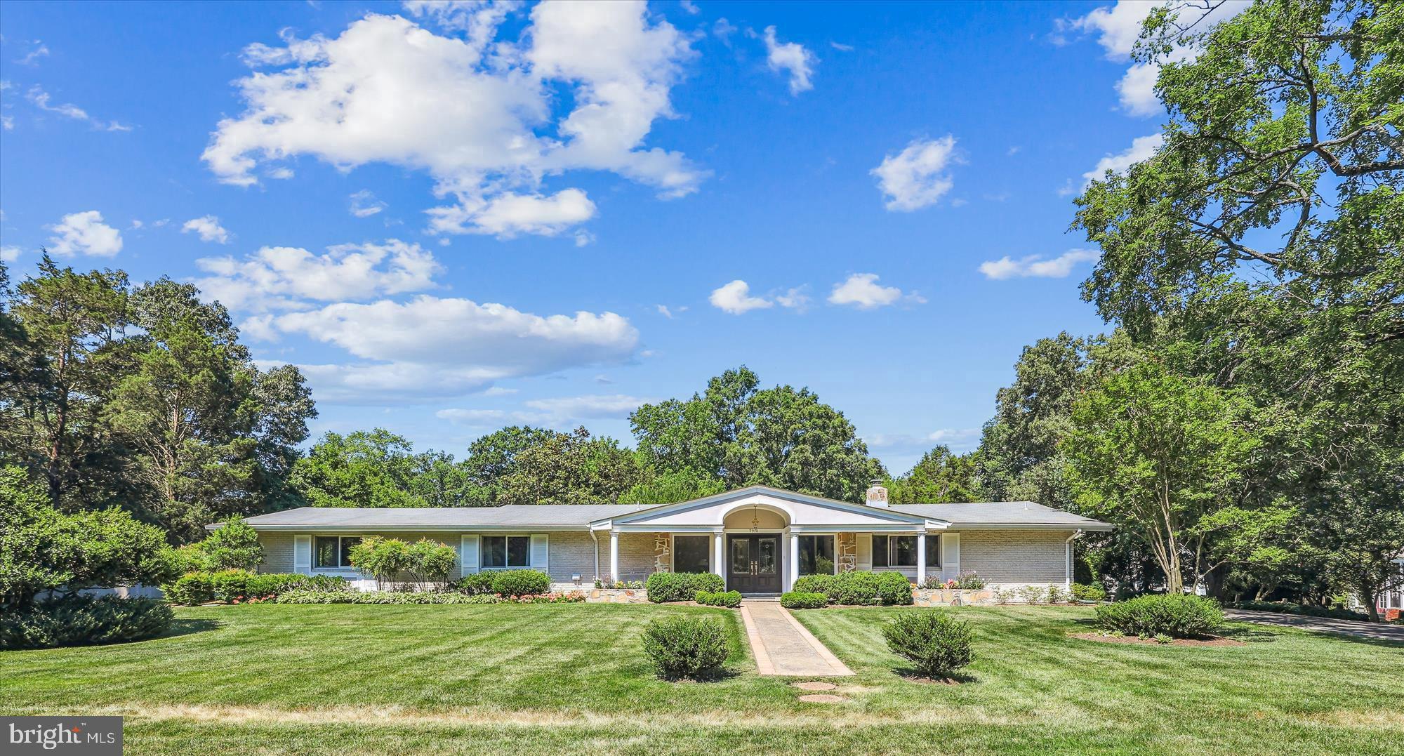 WELLINGTON - Residential