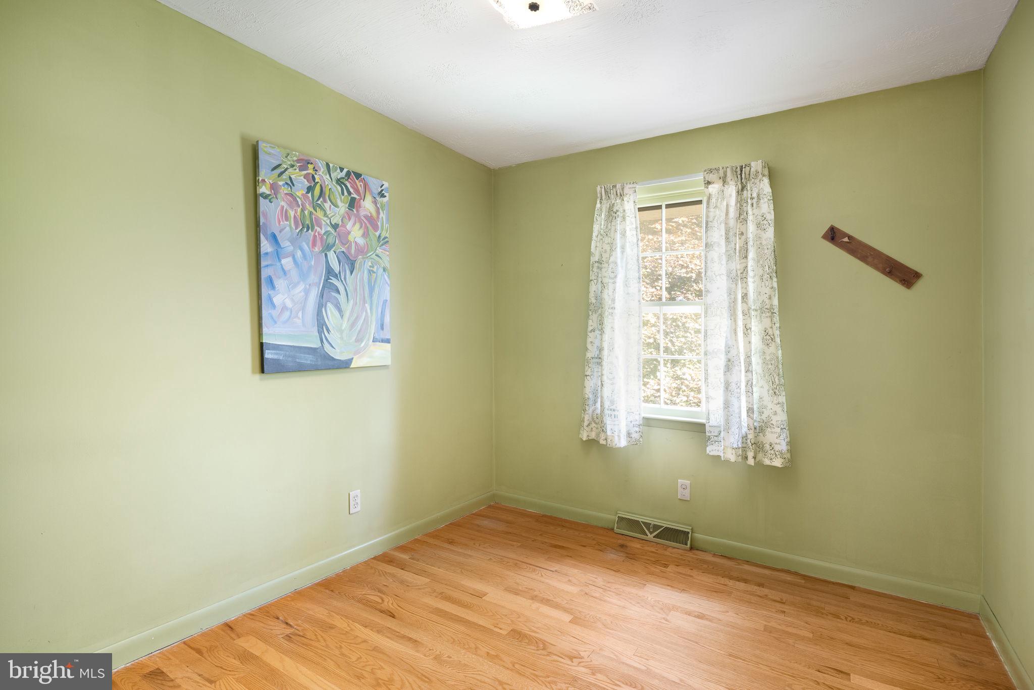 ROLLING FIELDS - Residential