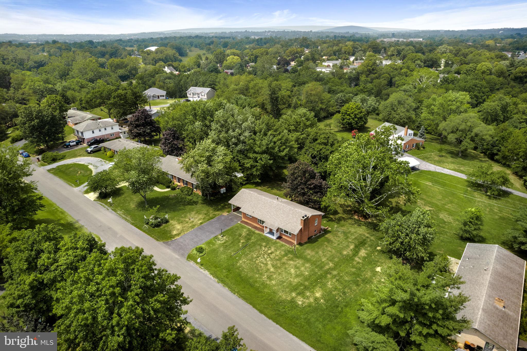 ROLLING FIELDS - Residential