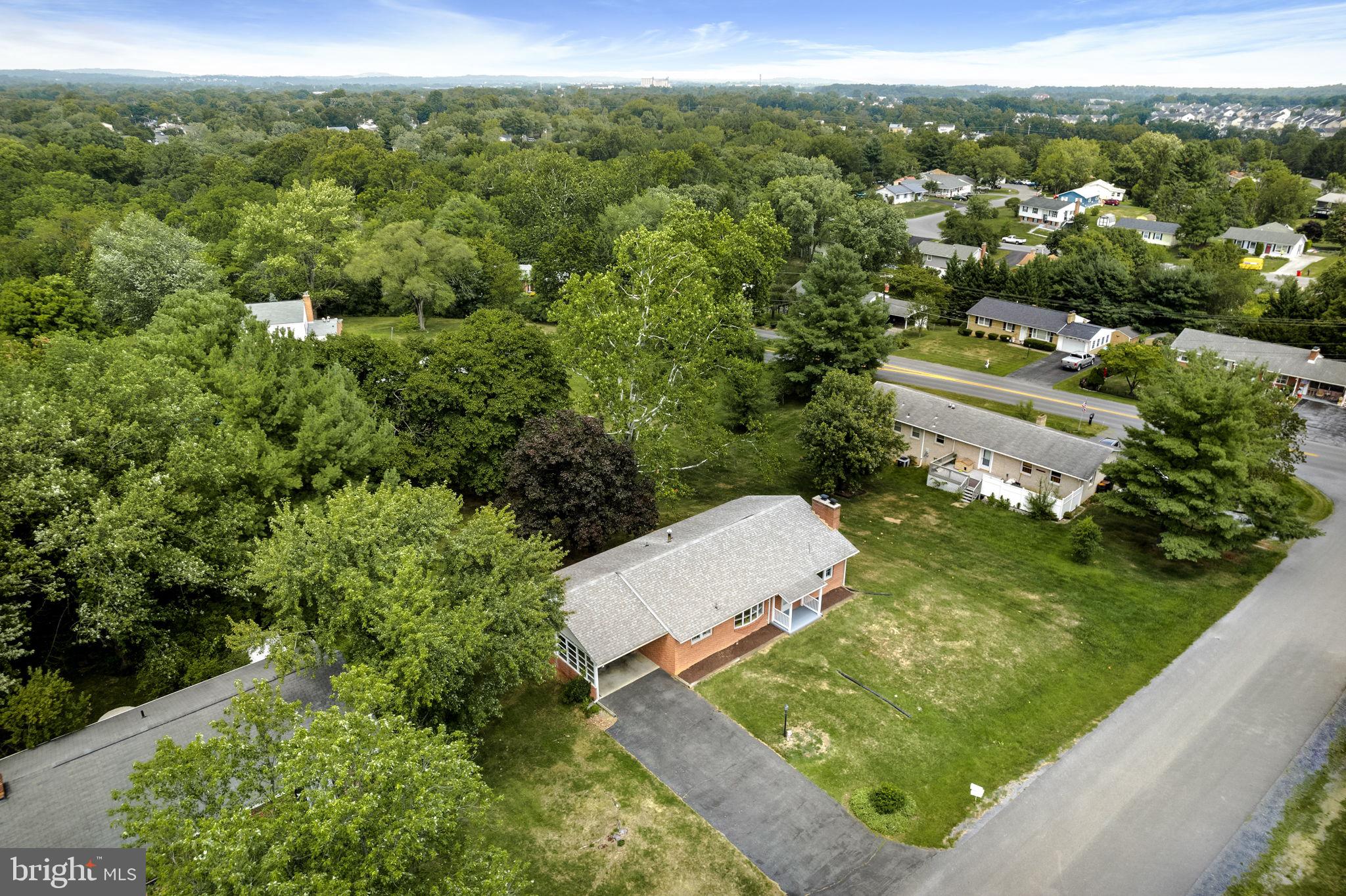 ROLLING FIELDS - Residential