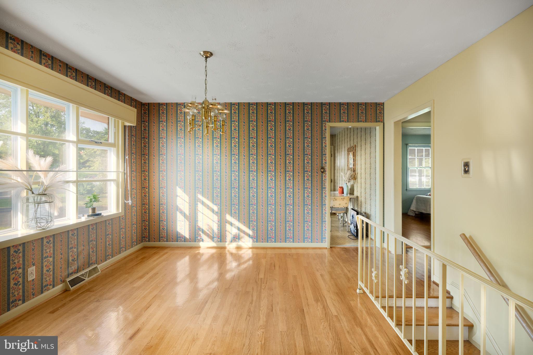 ROLLING FIELDS - Residential