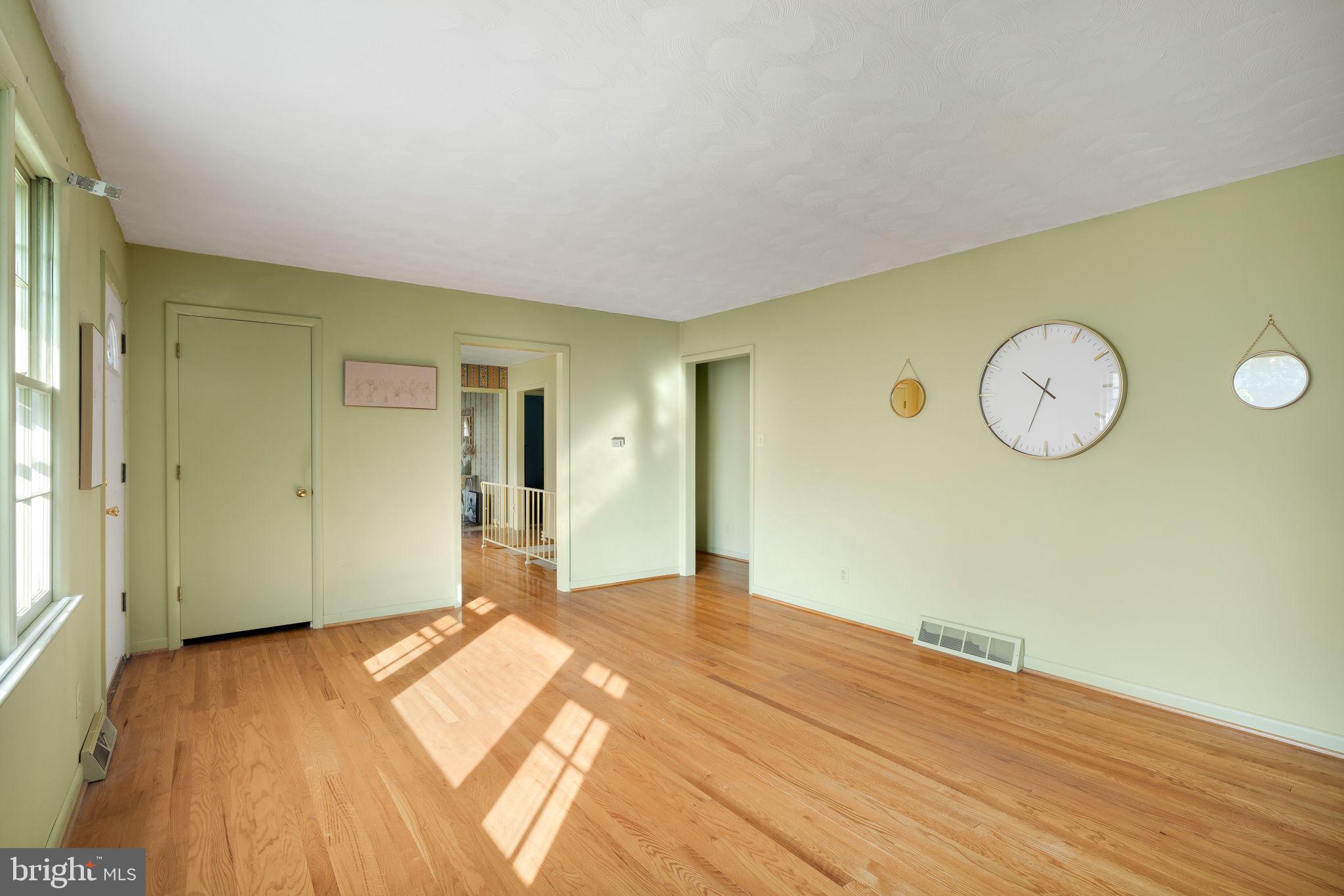 ROLLING FIELDS - Residential