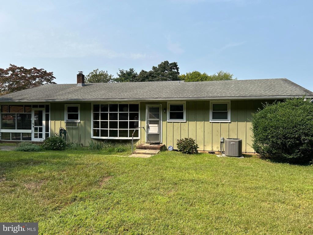 Photo of 15 Holly Terrace, BRIDGETON, NJ 08302 (MLS # NJCB2026372)