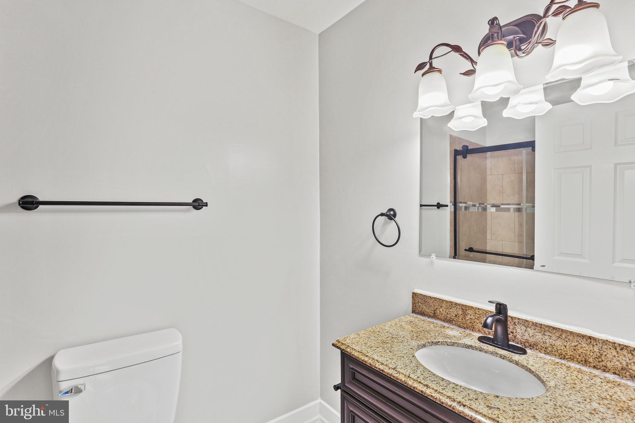 CANTERBURY RIDING - Residential Lease