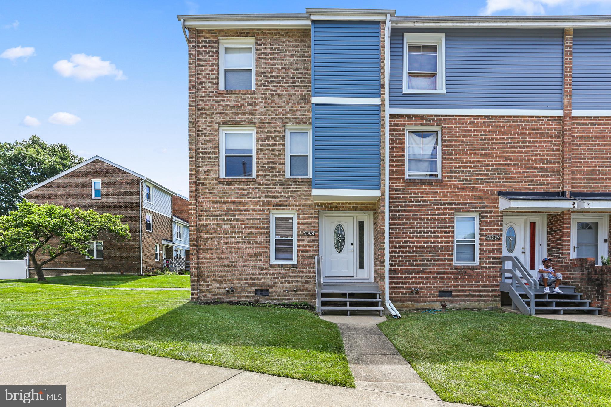 CANTERBURY RIDING - Residential Lease