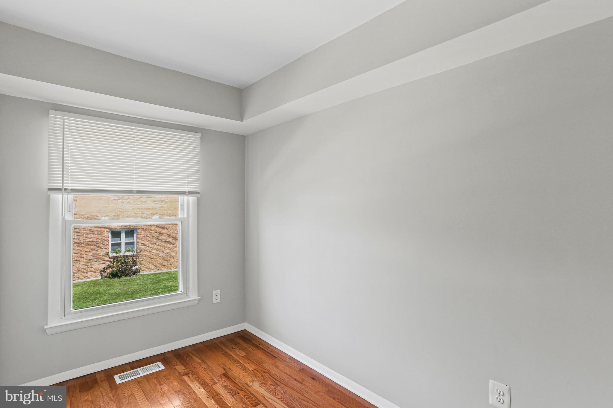 CANTERBURY RIDING - Residential Lease