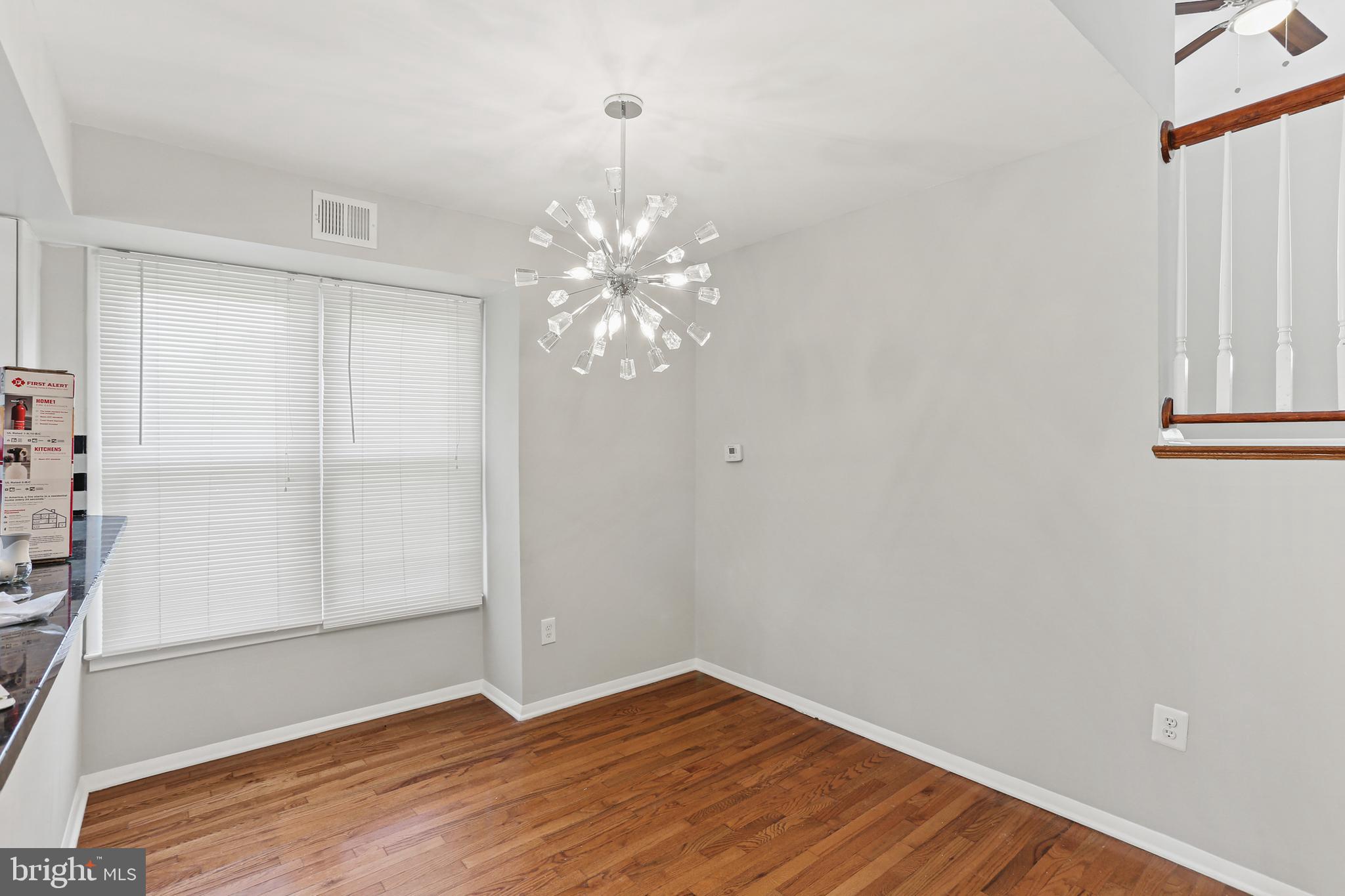 CANTERBURY RIDING - Residential Lease