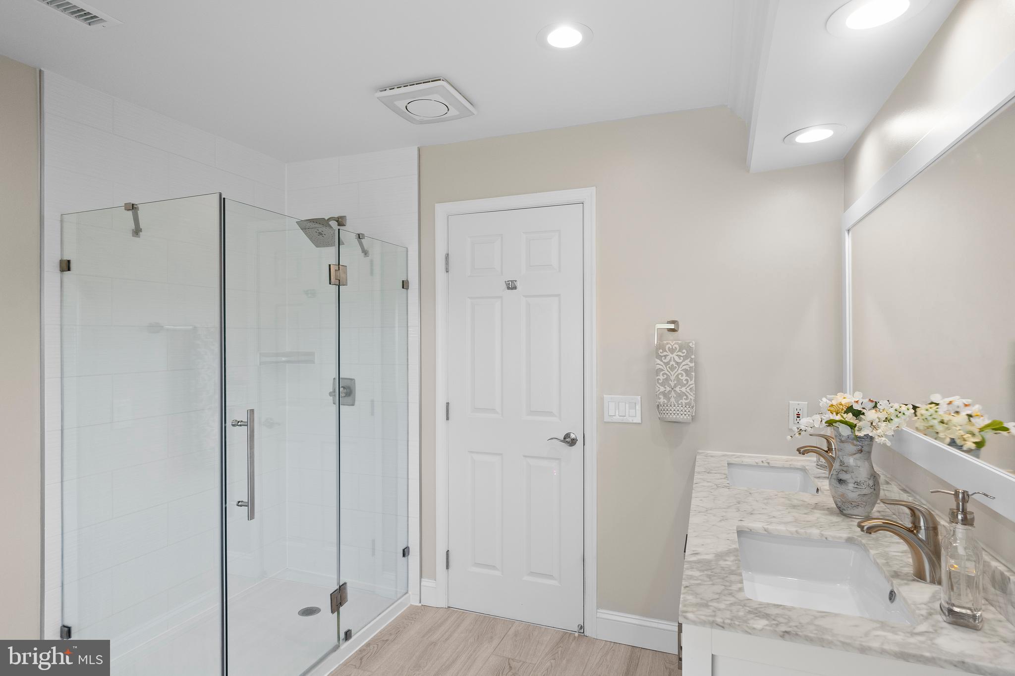 OVERLOOK - Residential