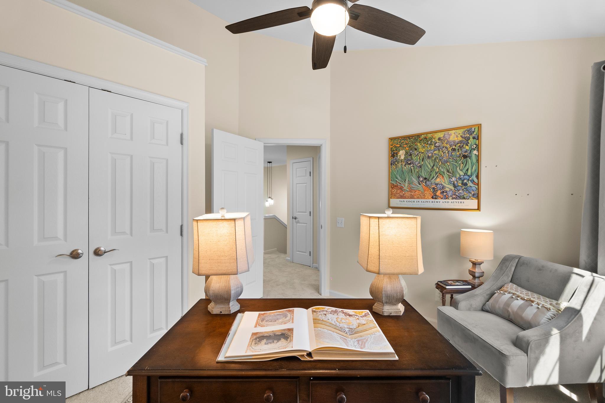 OVERLOOK - Residential