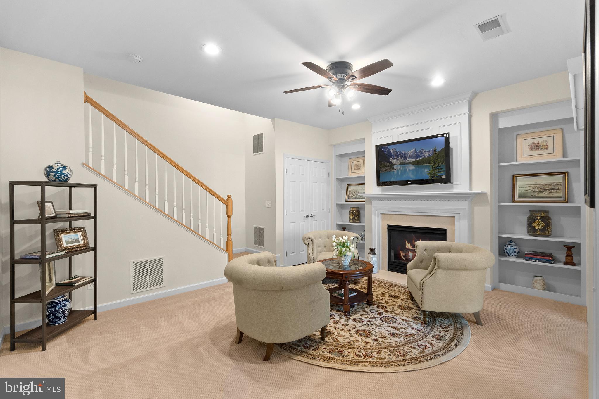 OVERLOOK - Residential