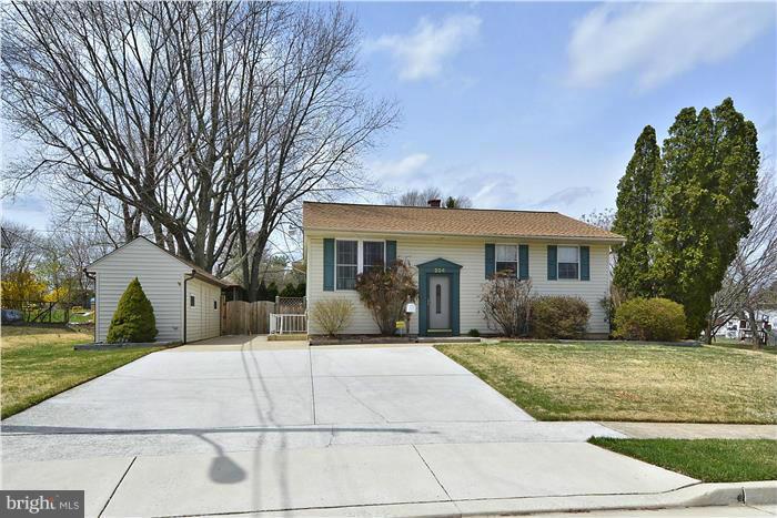 SUBURBIA - Residential