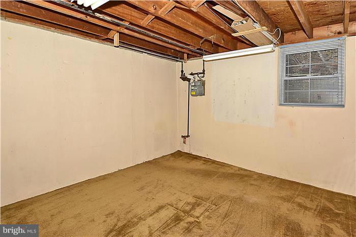 SUBURBIA - Residential