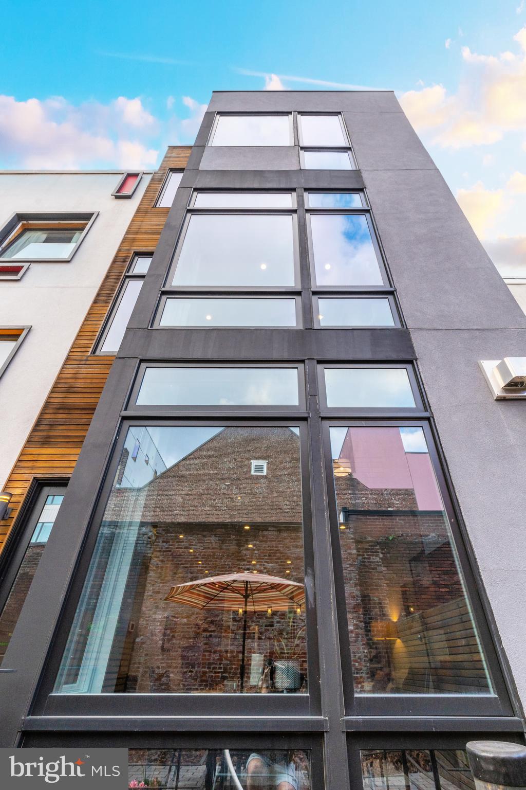 GRADUATE HOSPITAL - Residential