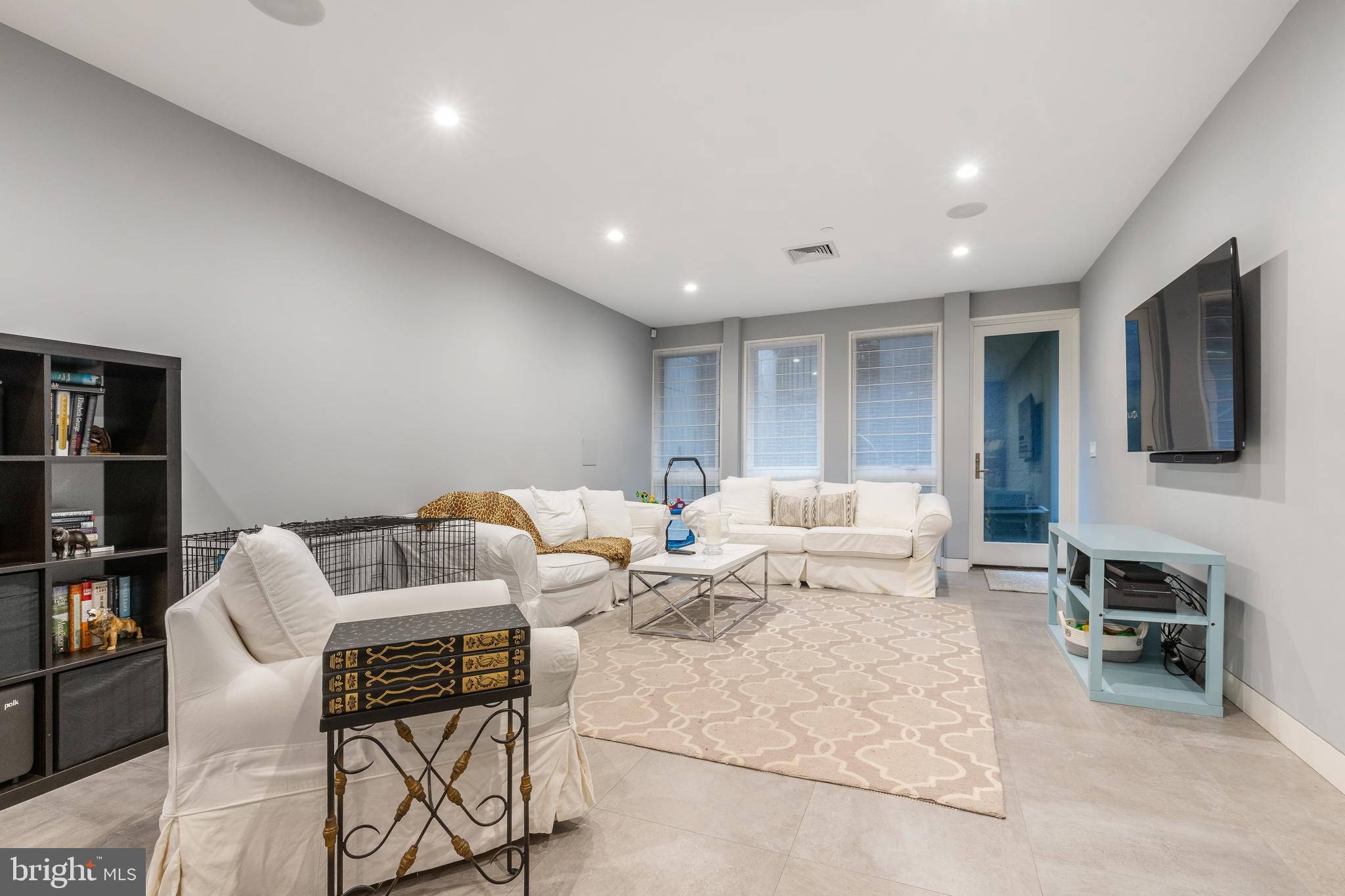 GRADUATE HOSPITAL - Residential