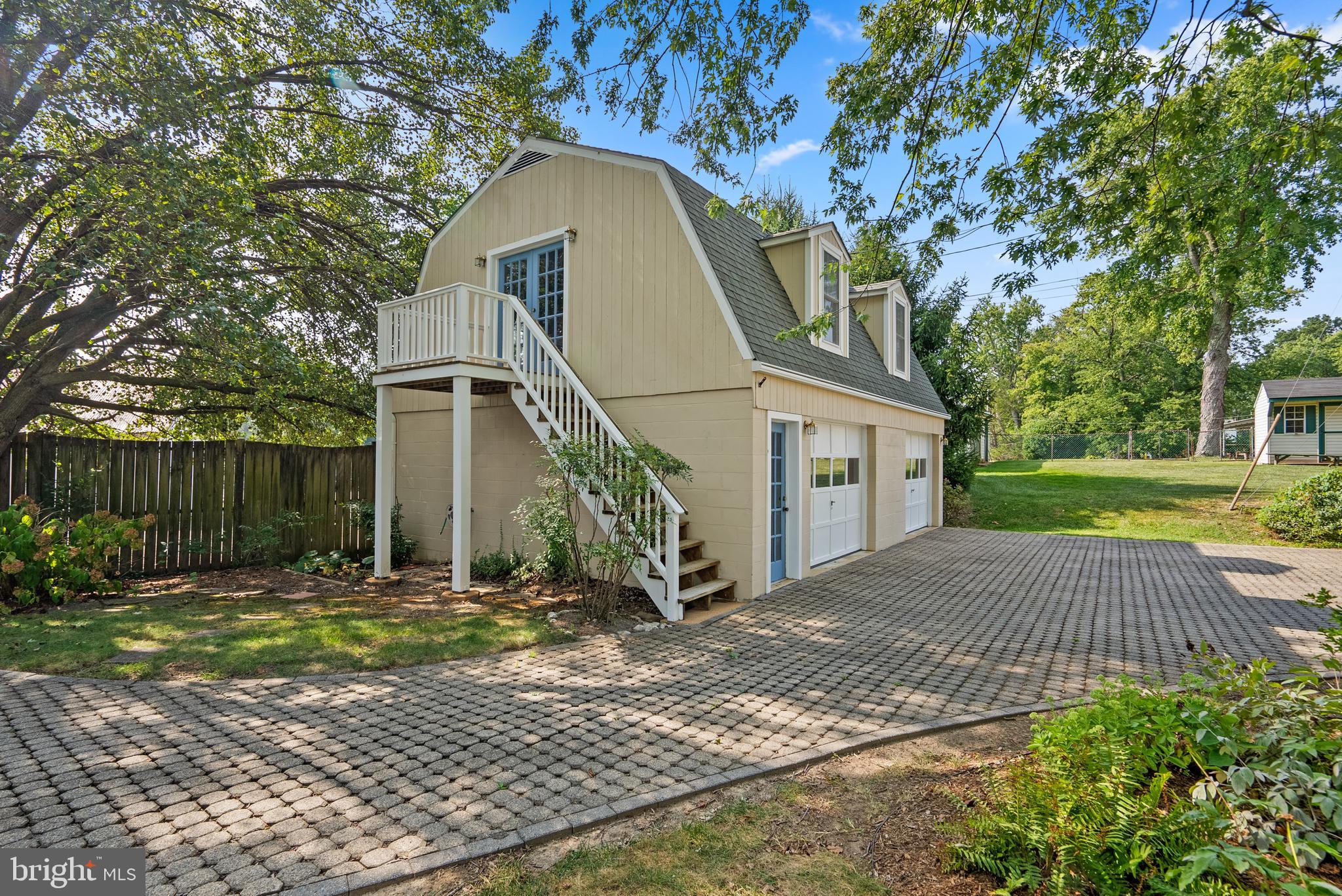 REGULARS - Residential