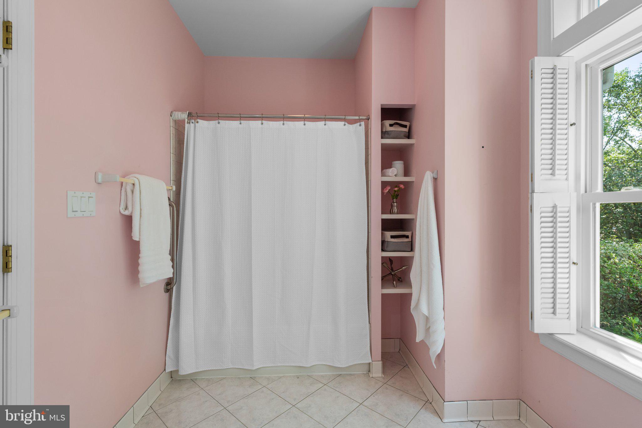 REGULARS - Residential