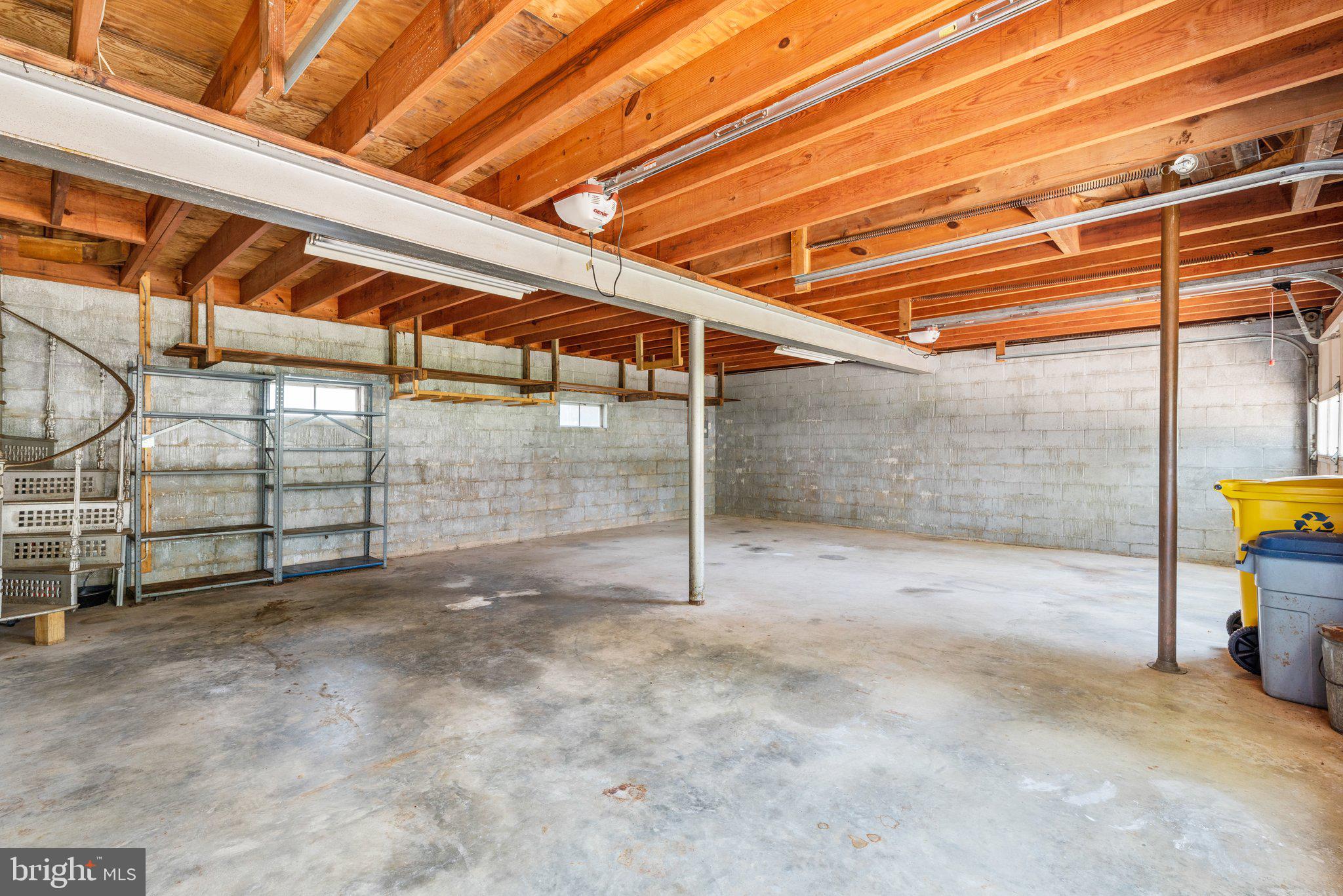 REGULARS - Residential