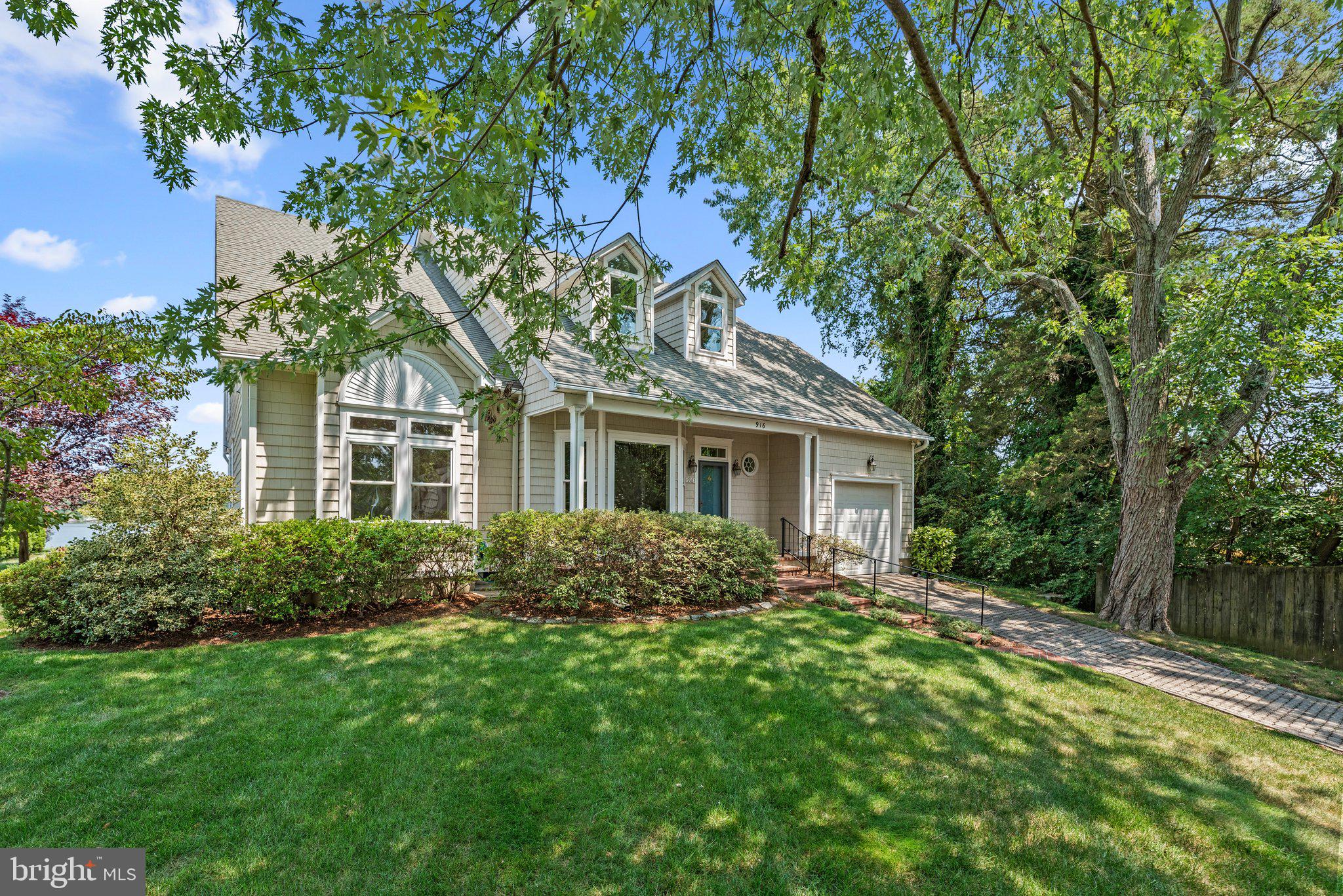 REGULARS - Residential