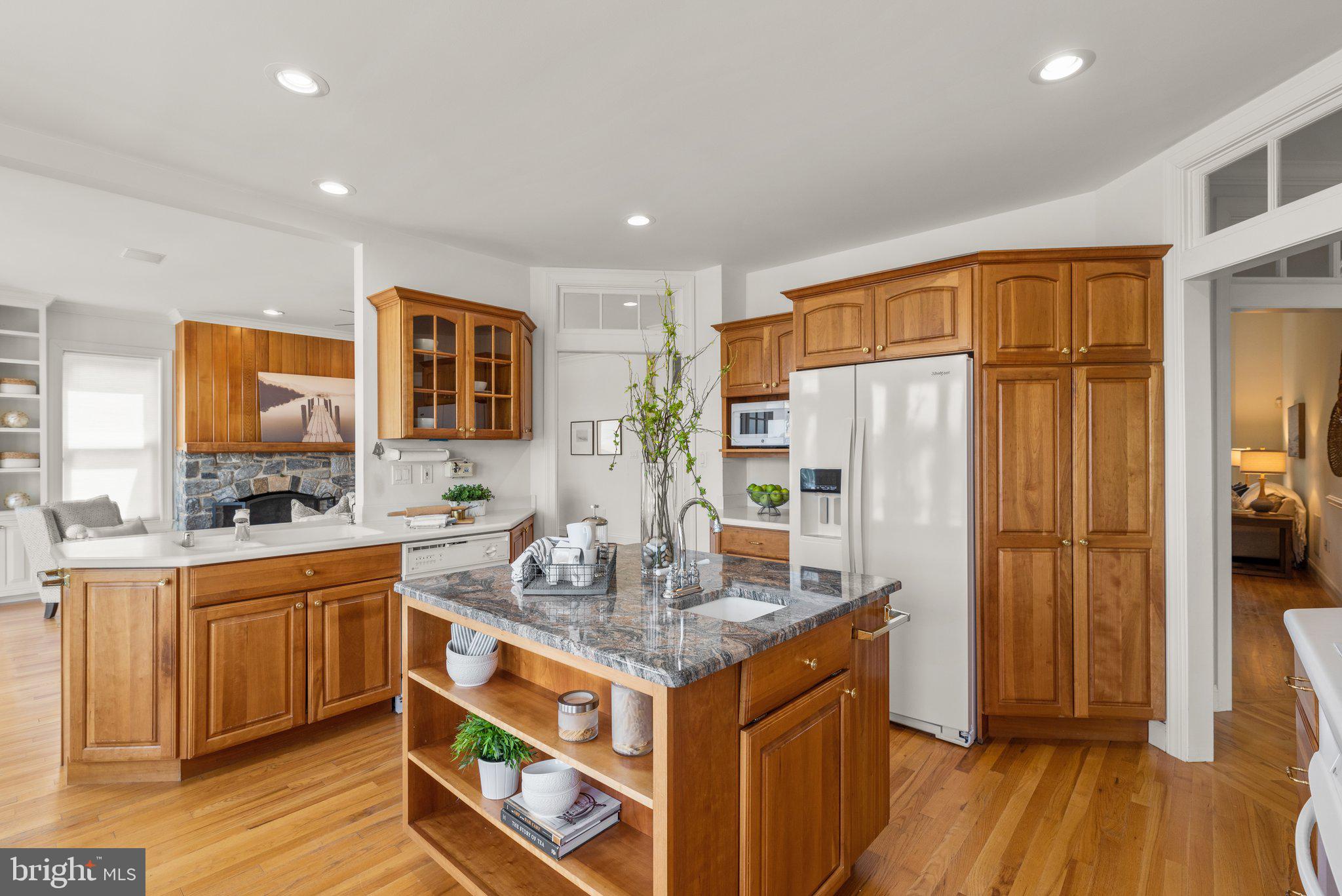 REGULARS - Residential