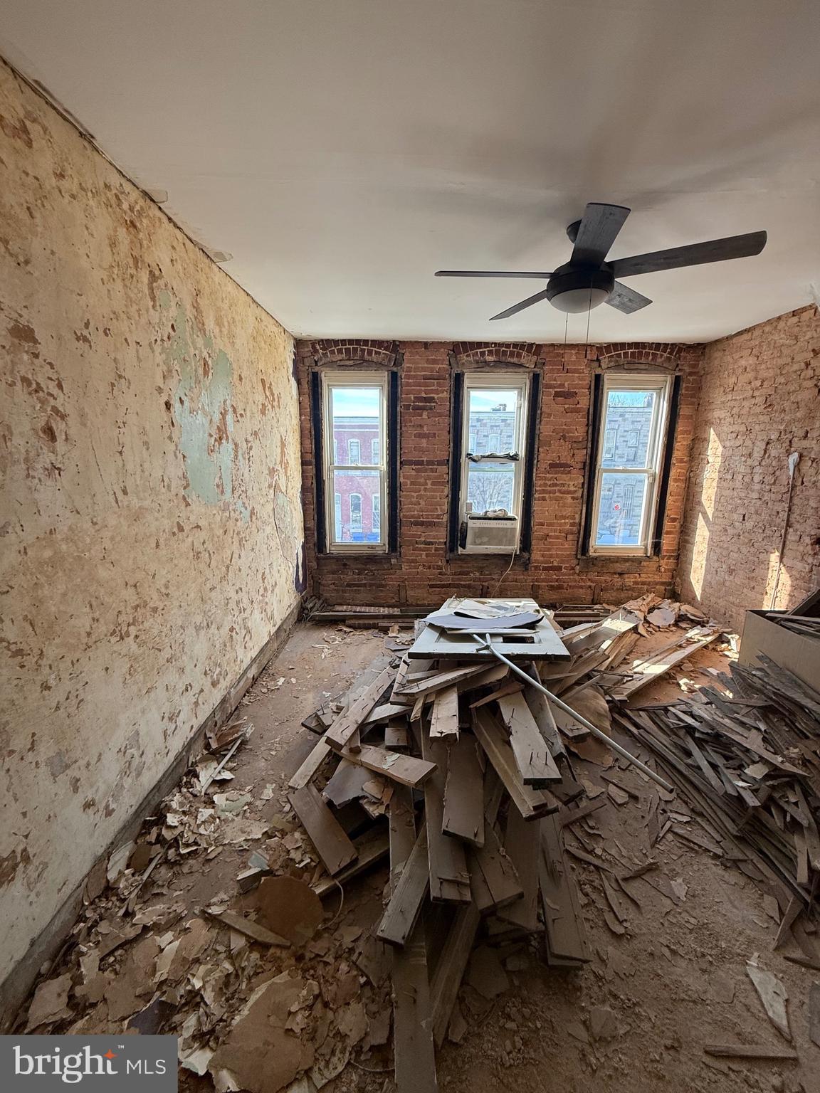 MILTON-MONTFORD - Residential