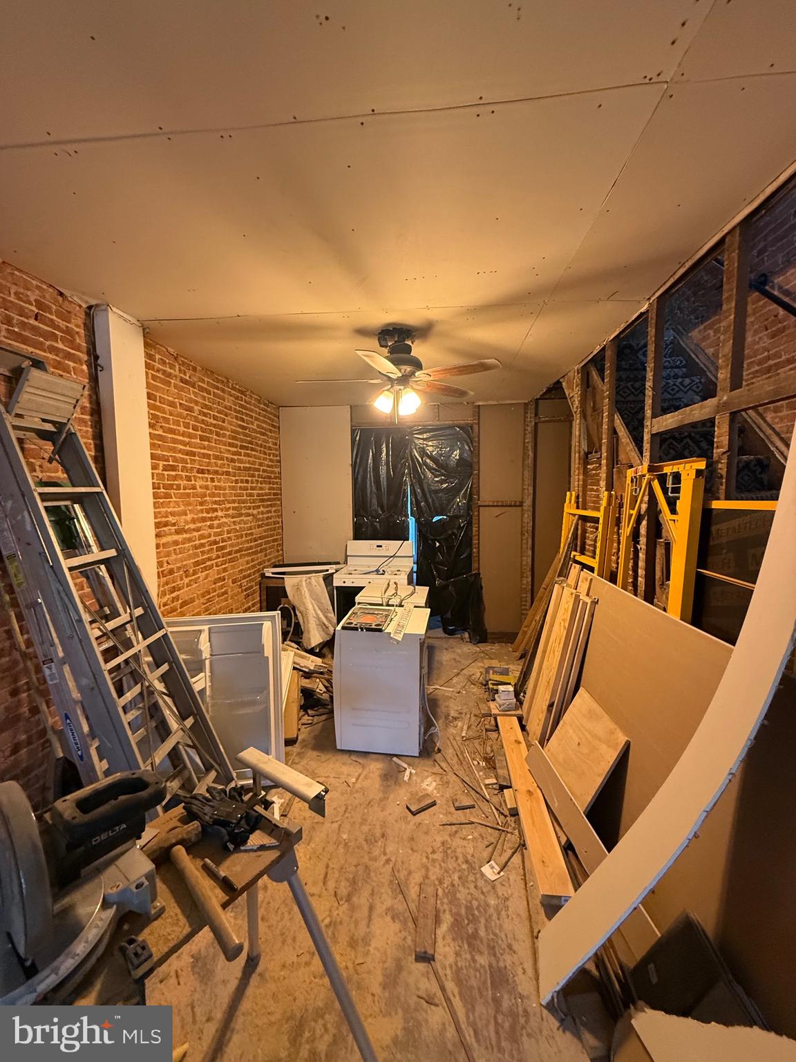 MILTON-MONTFORD - Residential